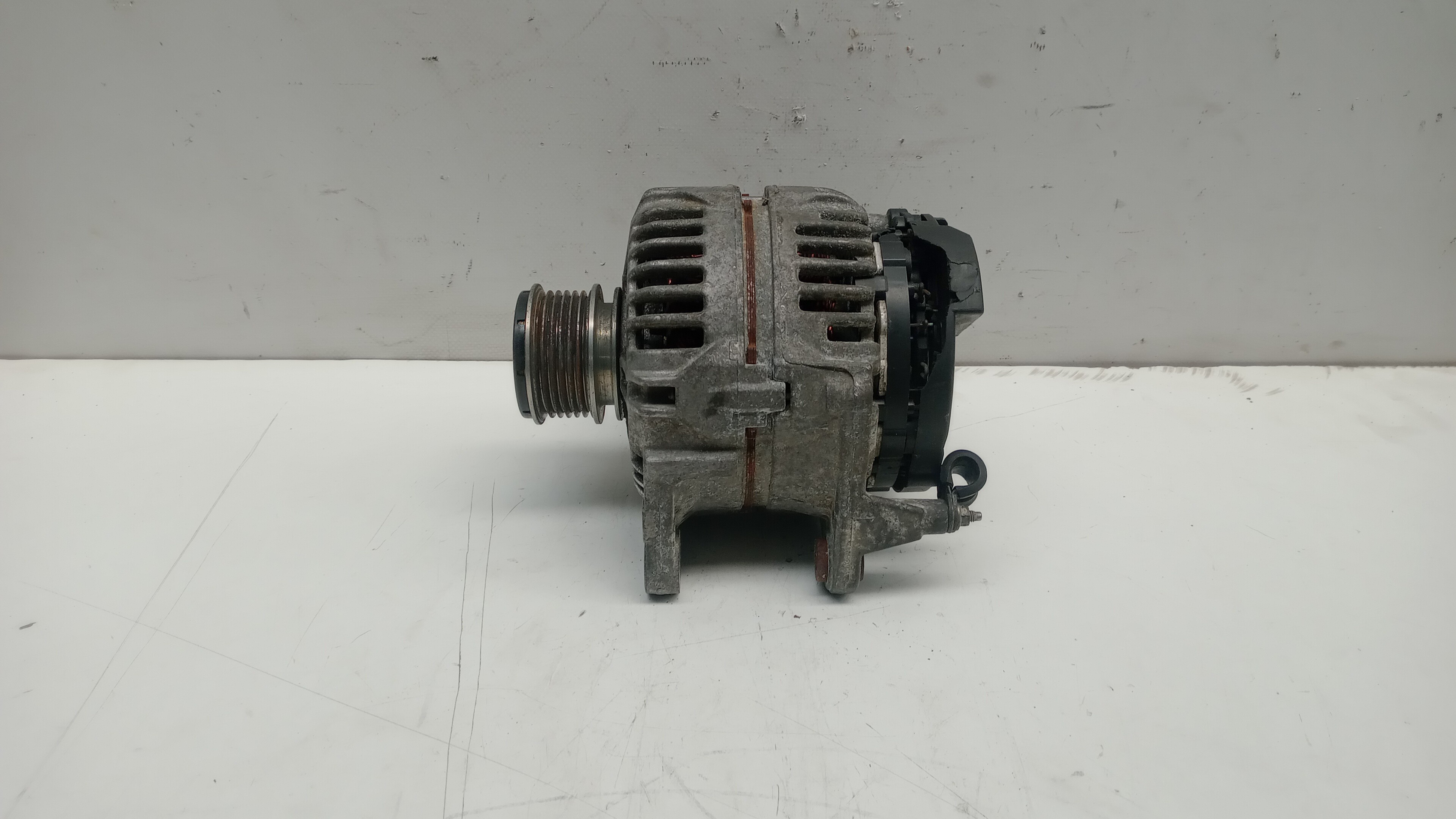 Alternador VOLKSWAGEN Golf IV (1J1) Imagem-1