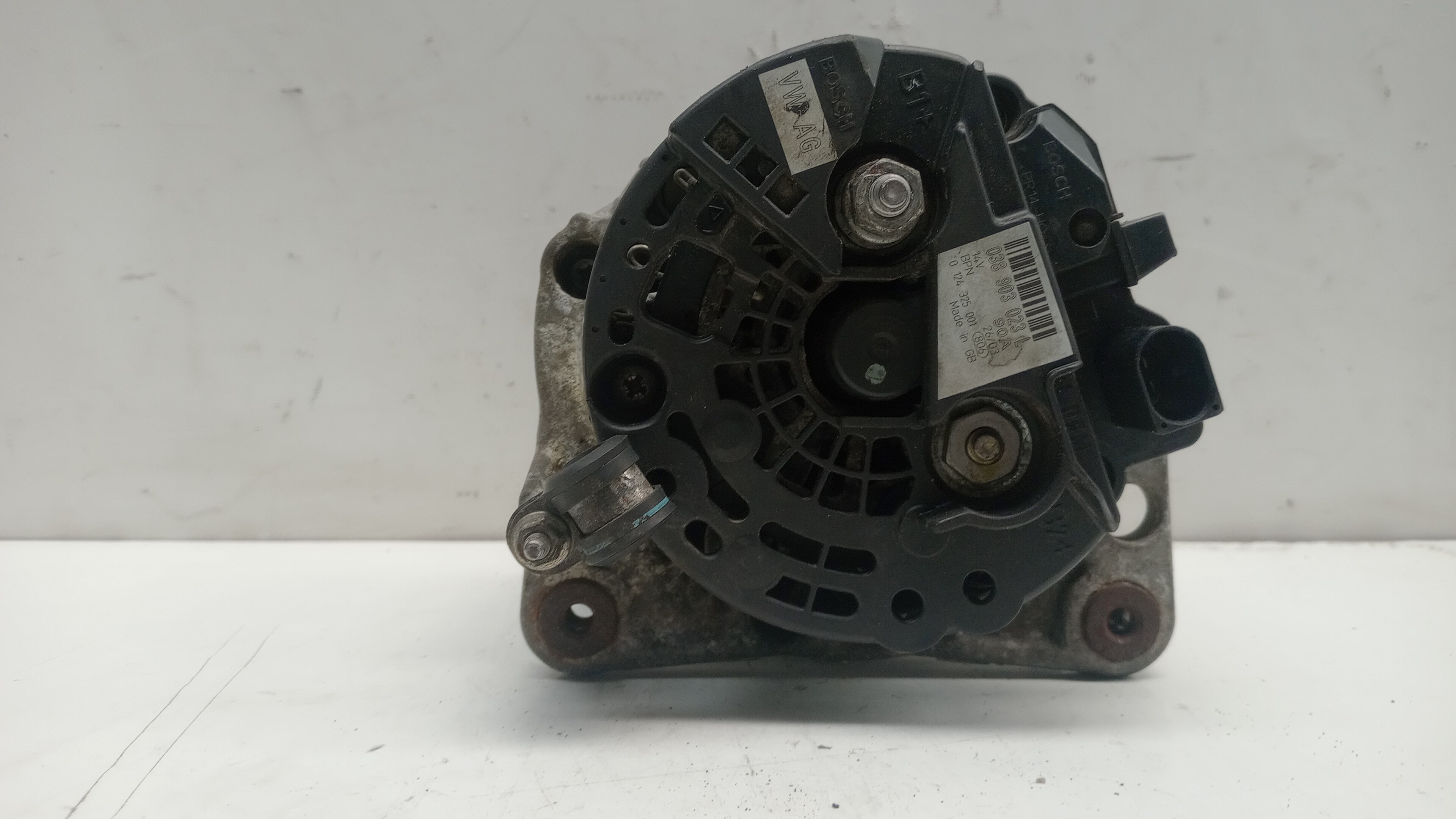 Alternador VOLKSWAGEN Golf IV (1J1) Imagem-4