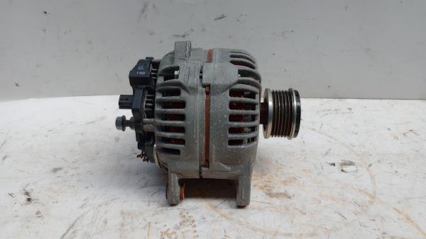 Alternador RENAULT Kangoo (KW0/1_)