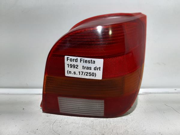 Farolim direito FORD Fiesta III (GFJ)