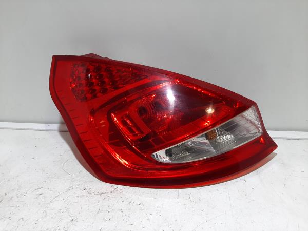 Farolim esquerdo FORD Fiesta VI (CB1, CCN)