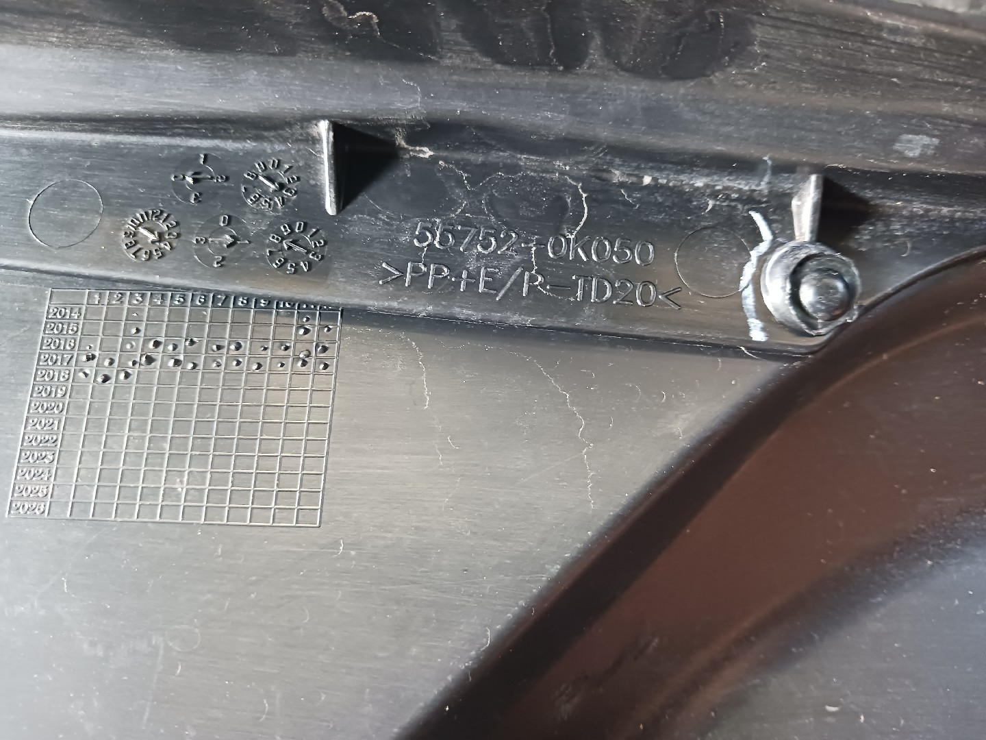 Dashboard cover TOYOTA Hilux VIII Pick Up (_N12_, _N13_) Imagem-3