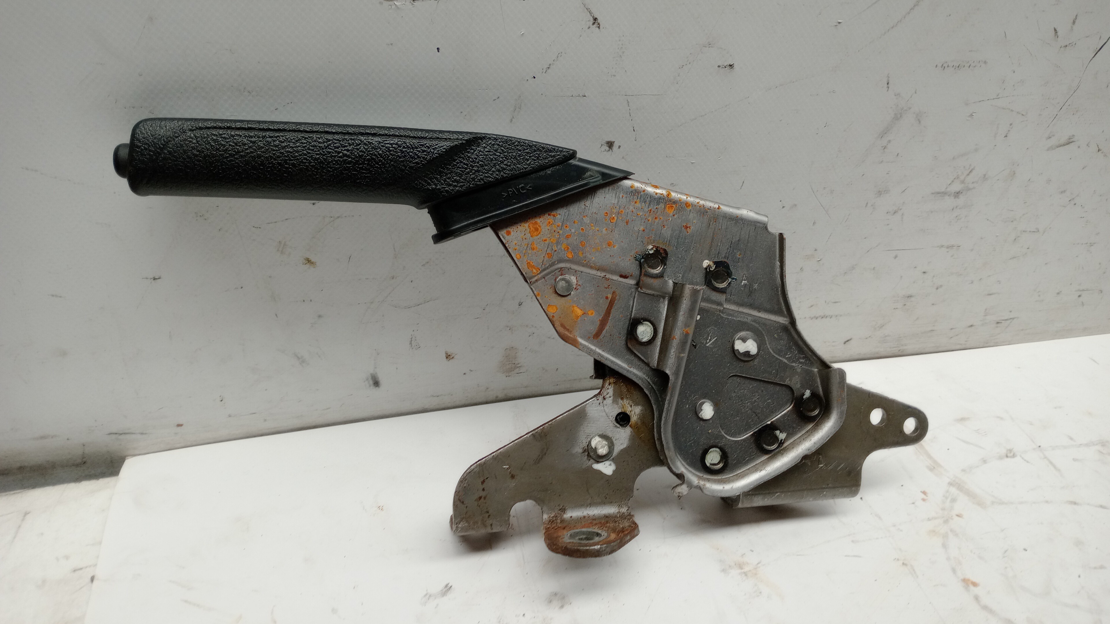 Frein à main / de stationnement TOYOTA Hilux VIII Pick Up (_N12_, _N13_) Imagem-1