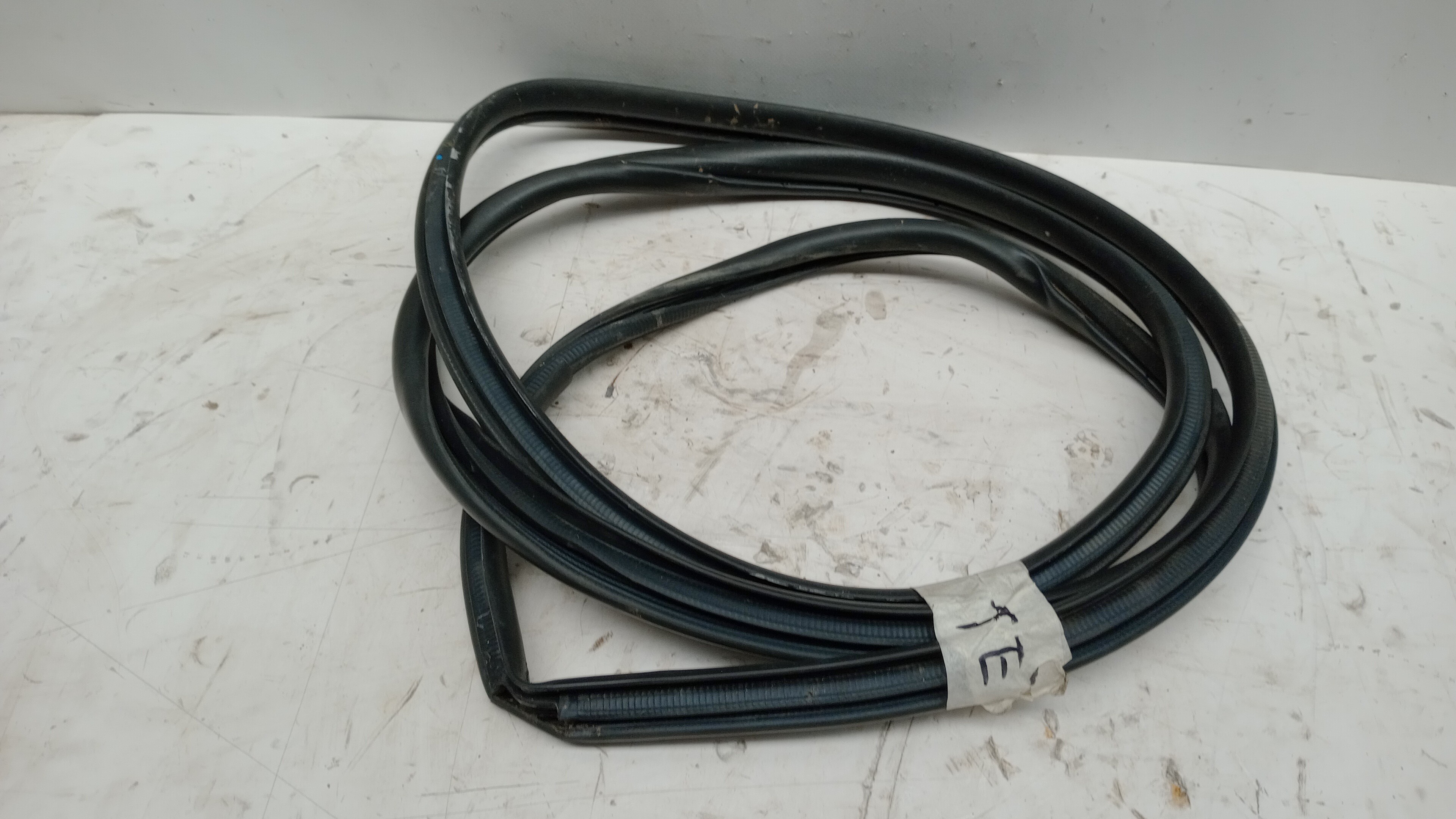 Generic rubber TOYOTA Hilux VIII Pick Up (_N12_, _N13_)