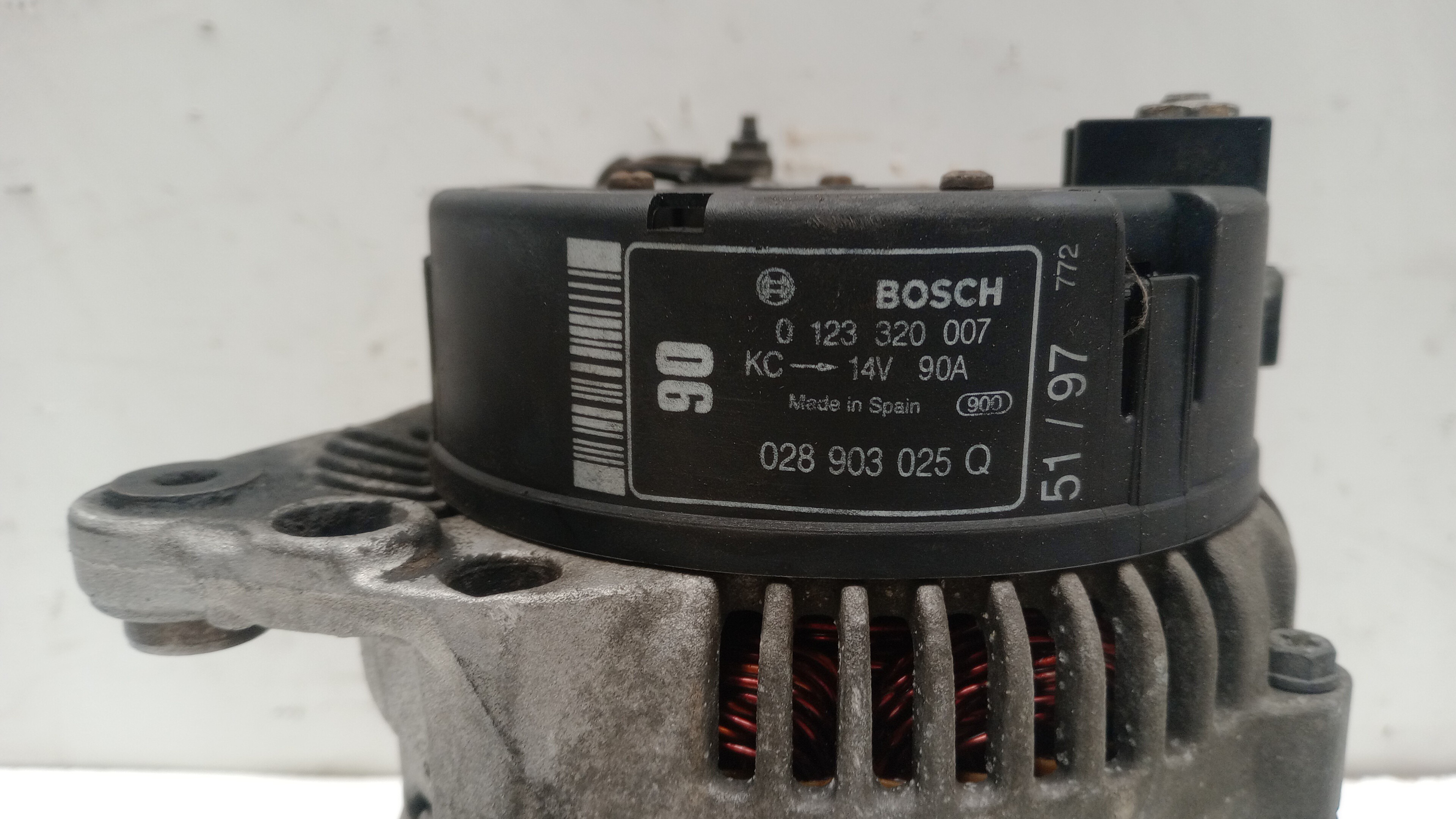 Alternador VOLKSWAGEN Polo (6N) Imagem-4