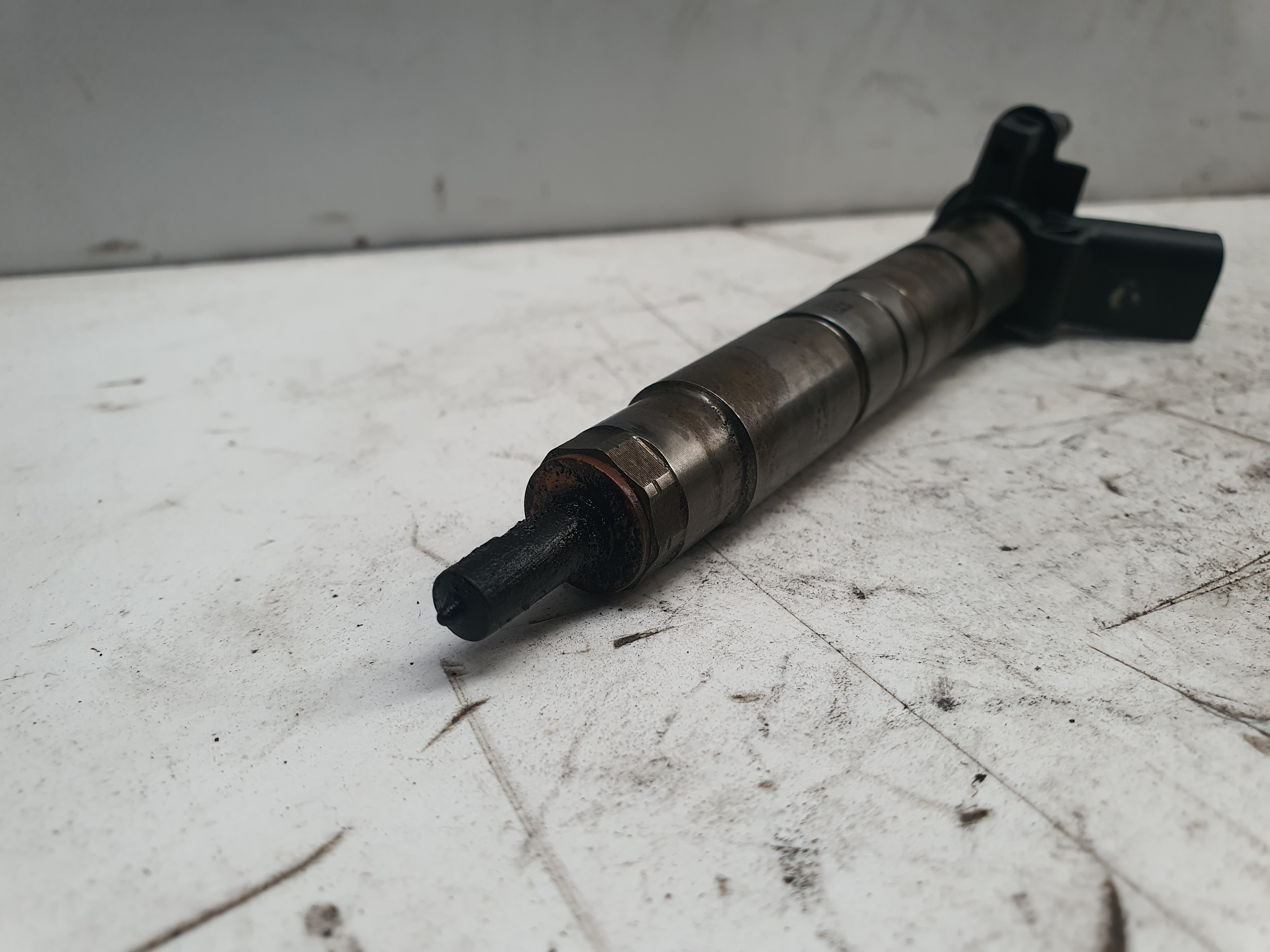 Injector BMW 5 Touring (F11) Imagem-1