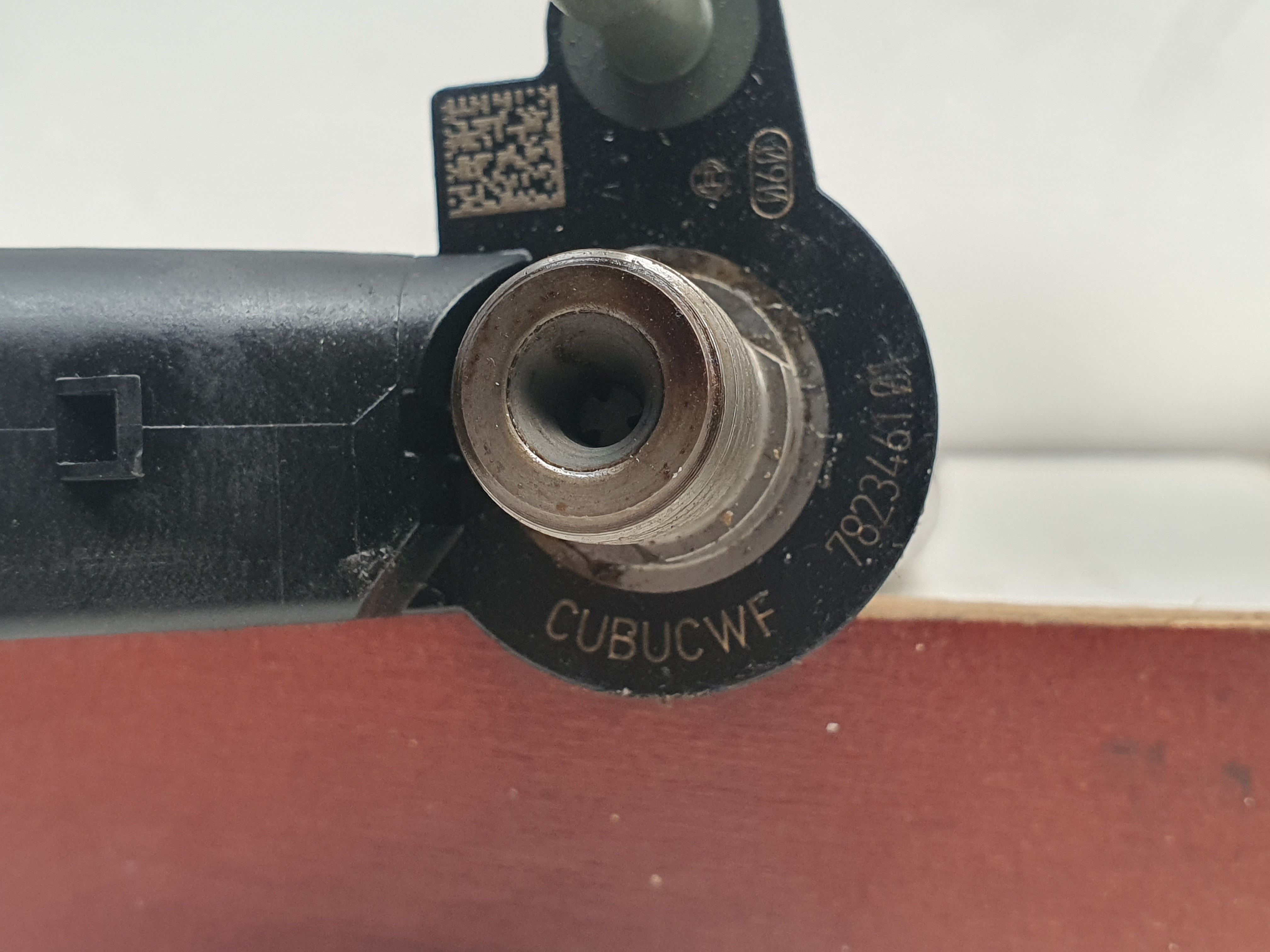 Injector BMW 5 Touring (F11) Imagem-3