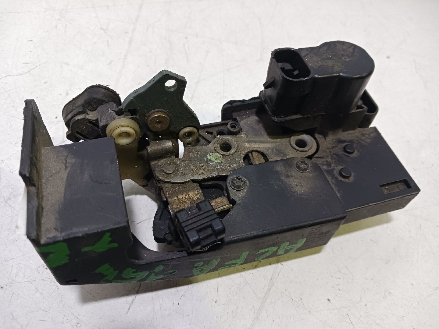 Cerradura / cierre puerta trasera izquierda ALFA ROMEO 156 (932_) Imagem-1