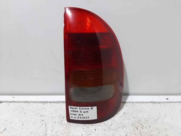 Farolim direito OPEL Corsa B