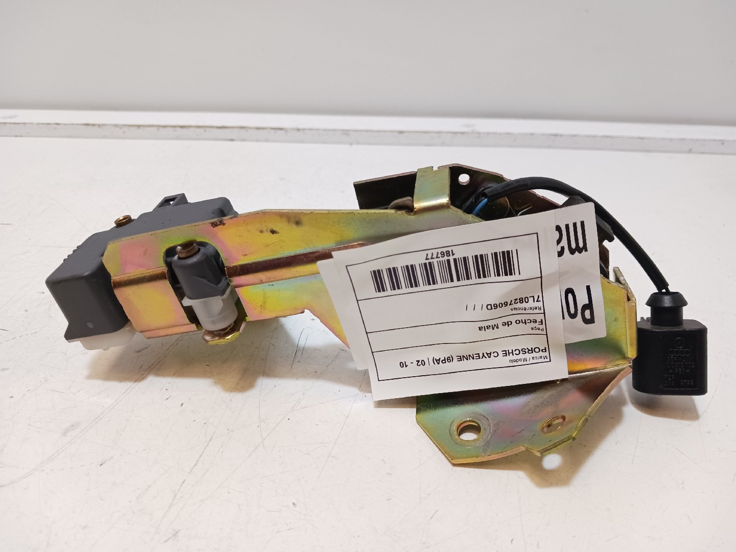 Fechadura / fecho da mala PORSCHE Cayenne (9PA)