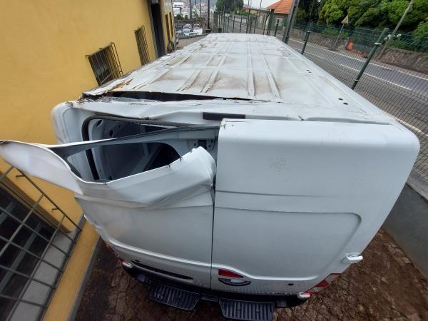 Carrosserie / châssis pour pièces RENAULT Master III (FV) Imagem-3