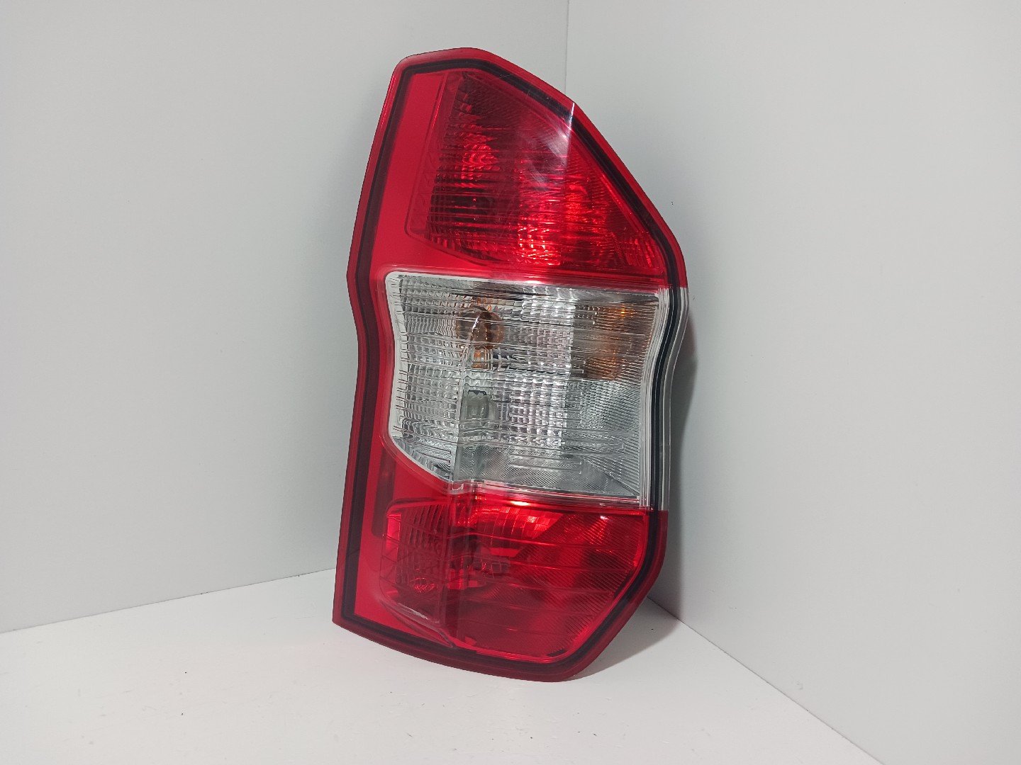 Farolim esquerdo FORD Transit Tourneo