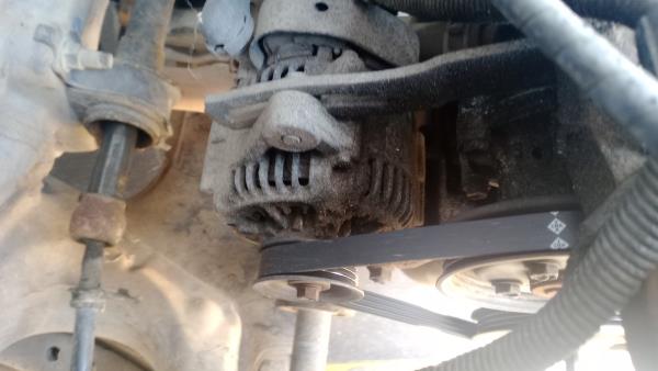 Alternador TOYOTA Corolla Sedan (_E10_)