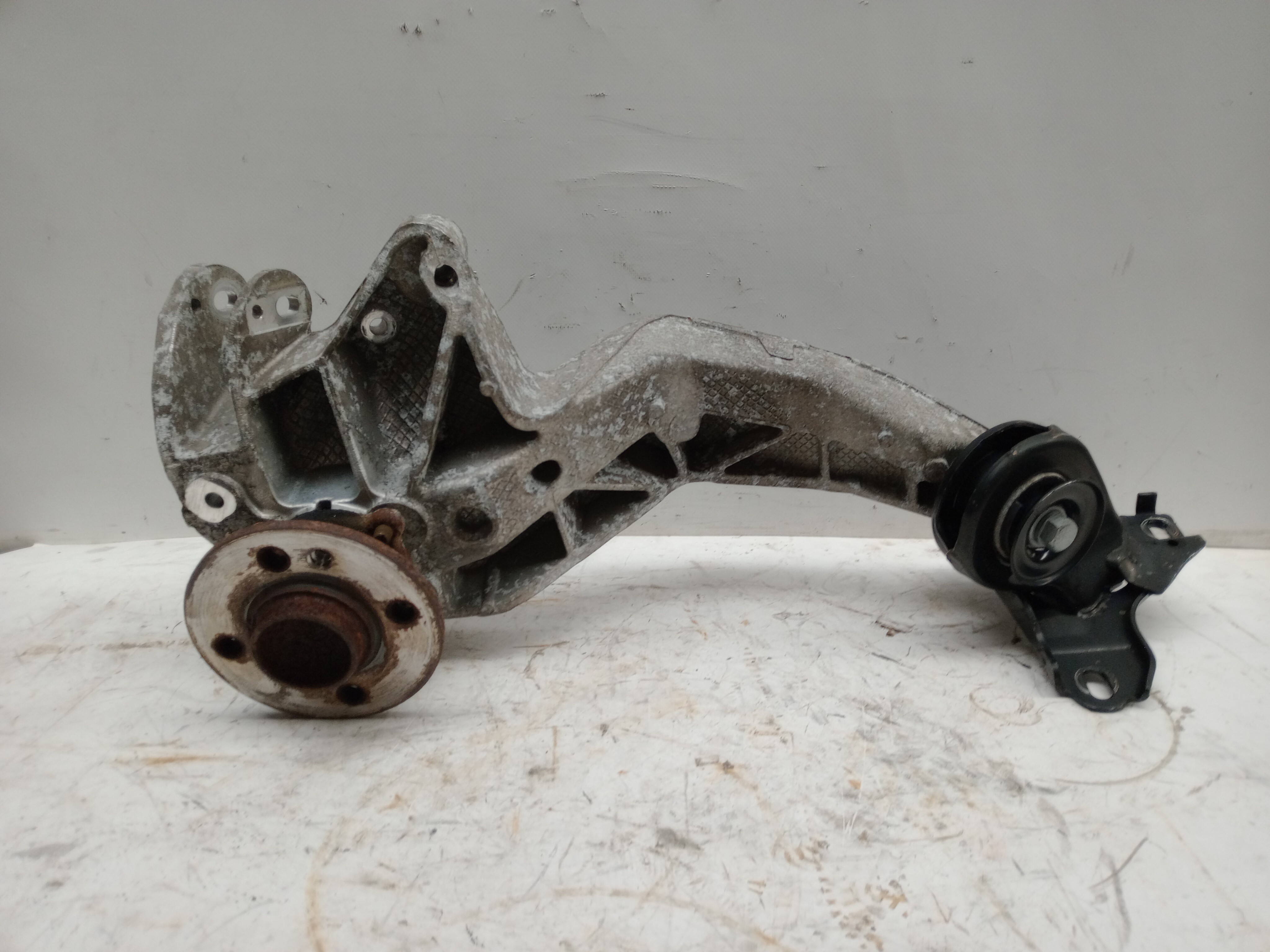 Fusée arrière gauche MINI Mini (R56)