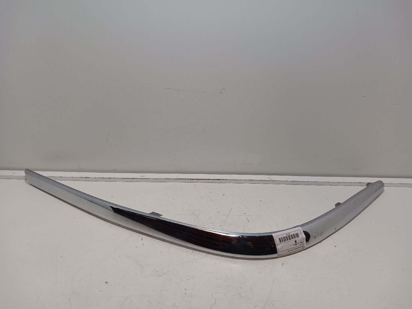 Moulure pare-chocs arrière gauche JAGUAR XJ (X350)