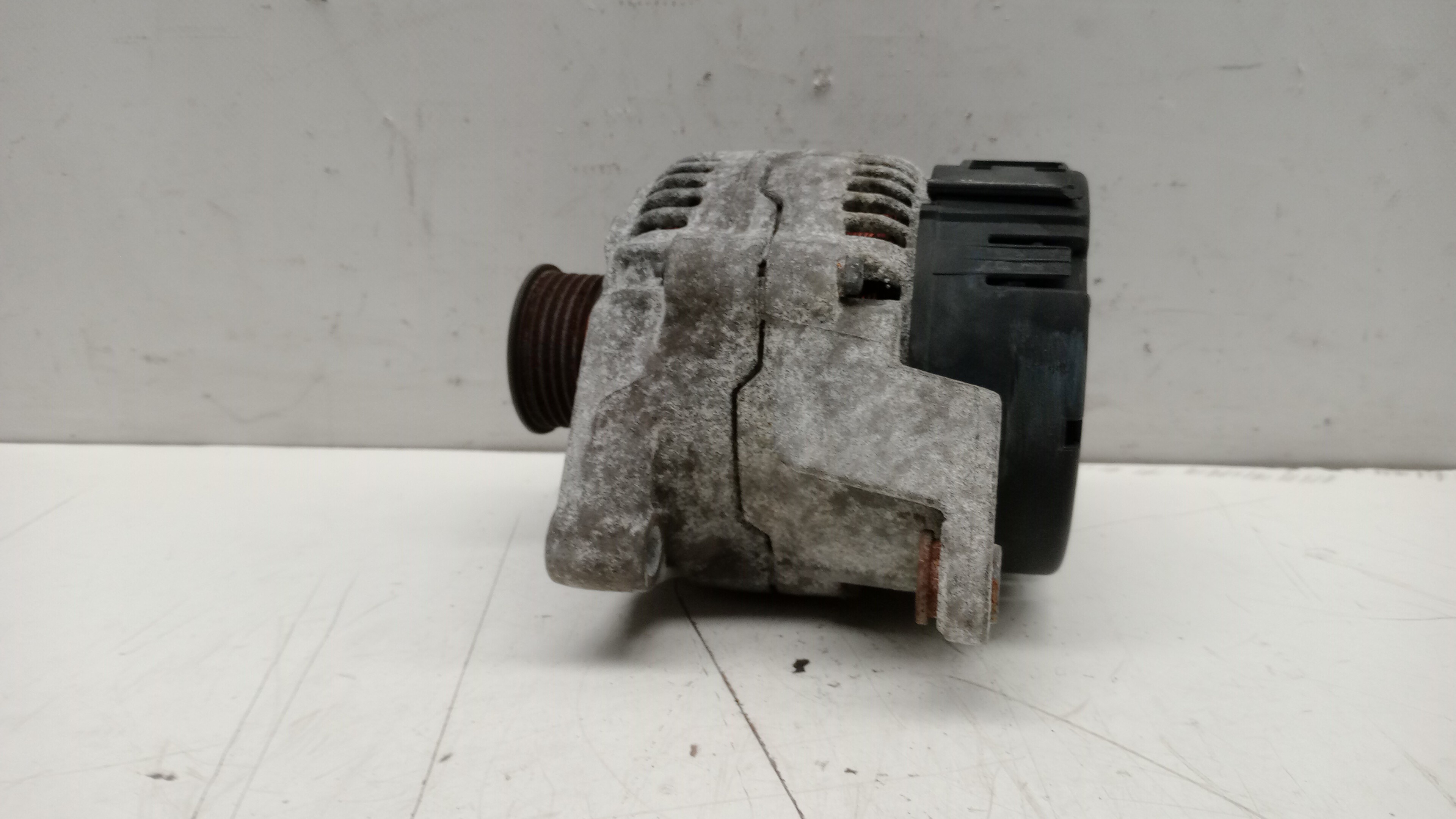 Alternador NISSAN Micra II (K11) Imagem-2