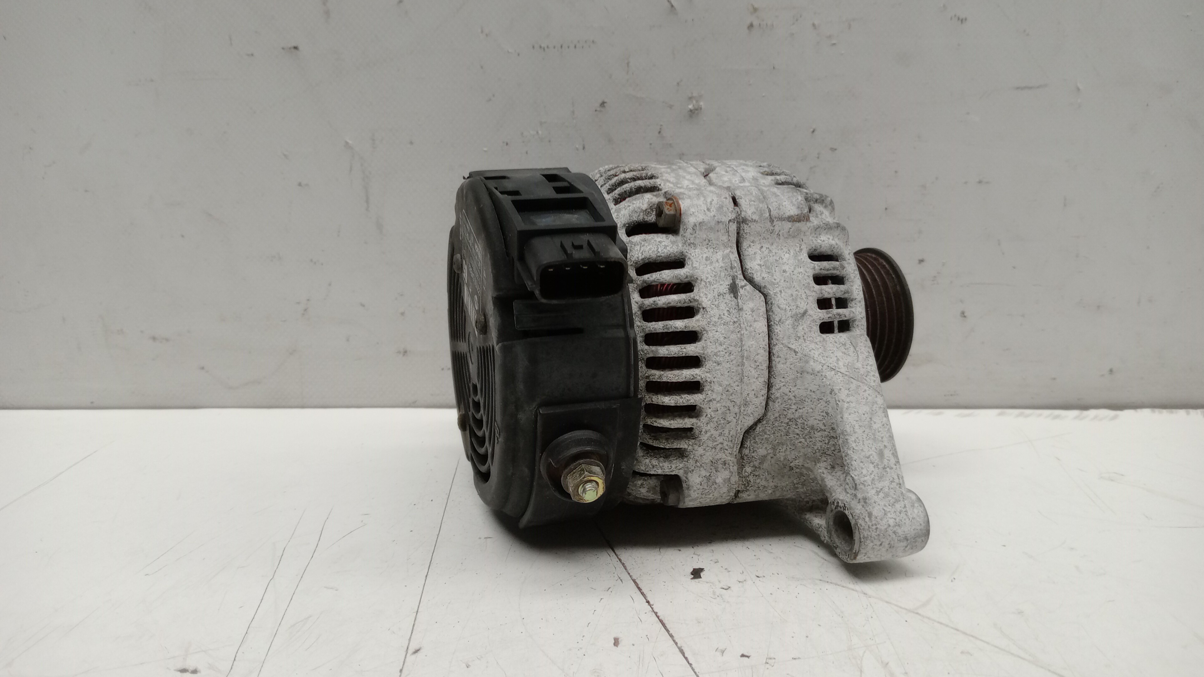 Alternador NISSAN Micra II (K11) Imagem-3