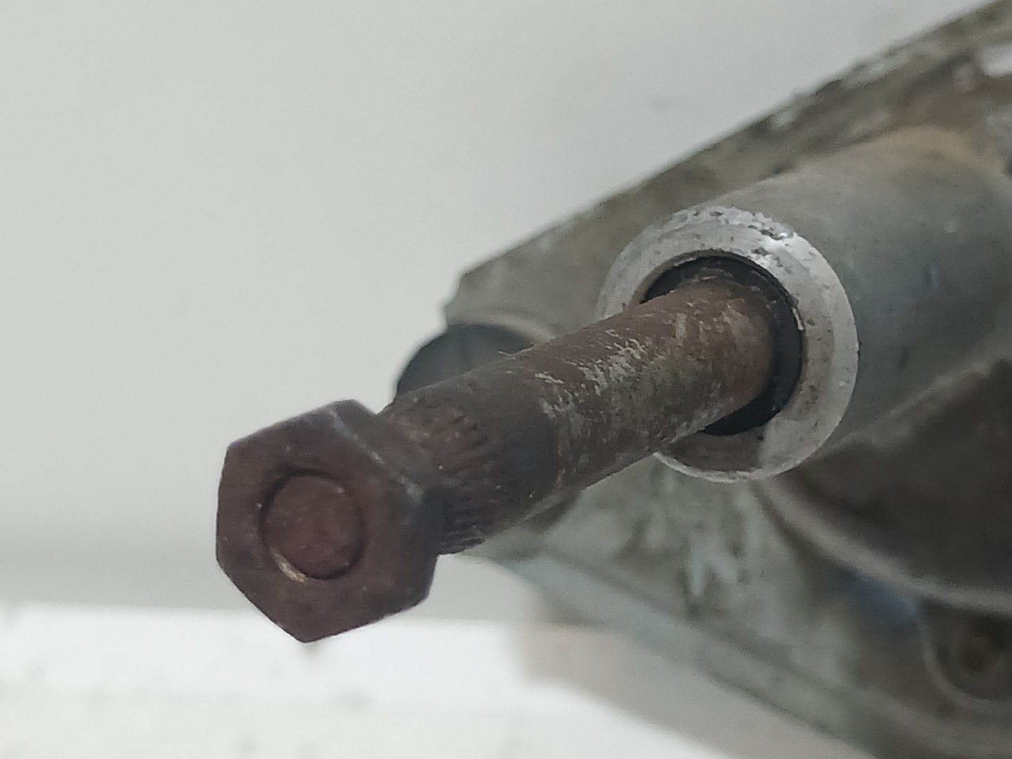 Rear Wiper Motor MITSUBISHI Pajero III (V6_W, V7_W) Imagem-1