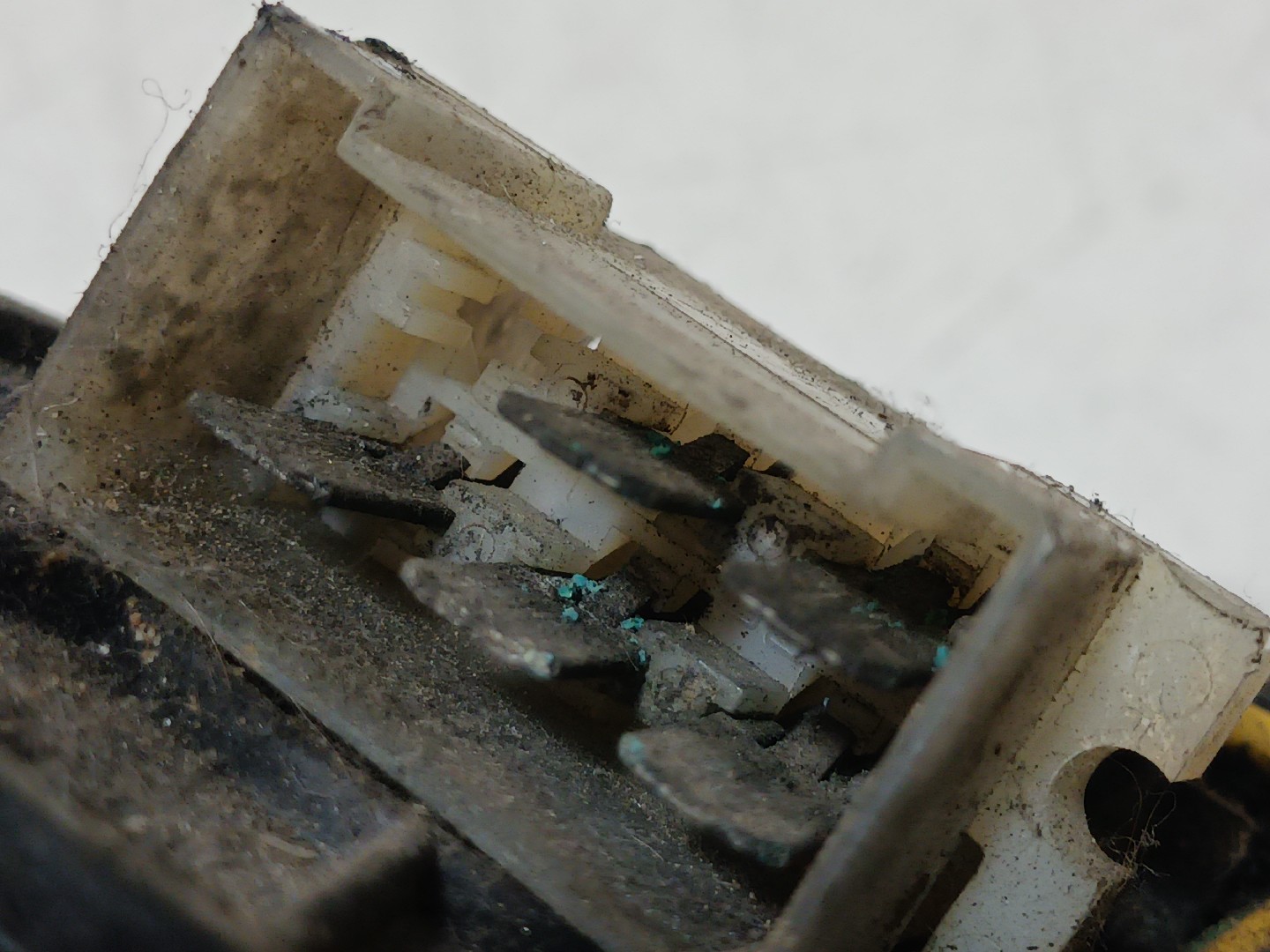 Essuie-glace moteur avant NISSAN Patrol GR IV (Y60) Imagem-1