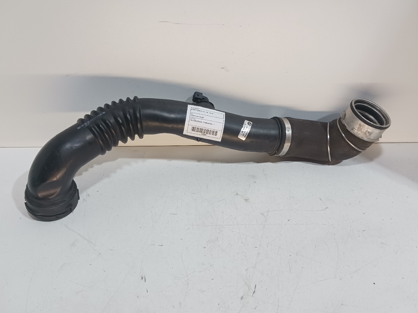 Intercooler pipe BMW 1 (E87)