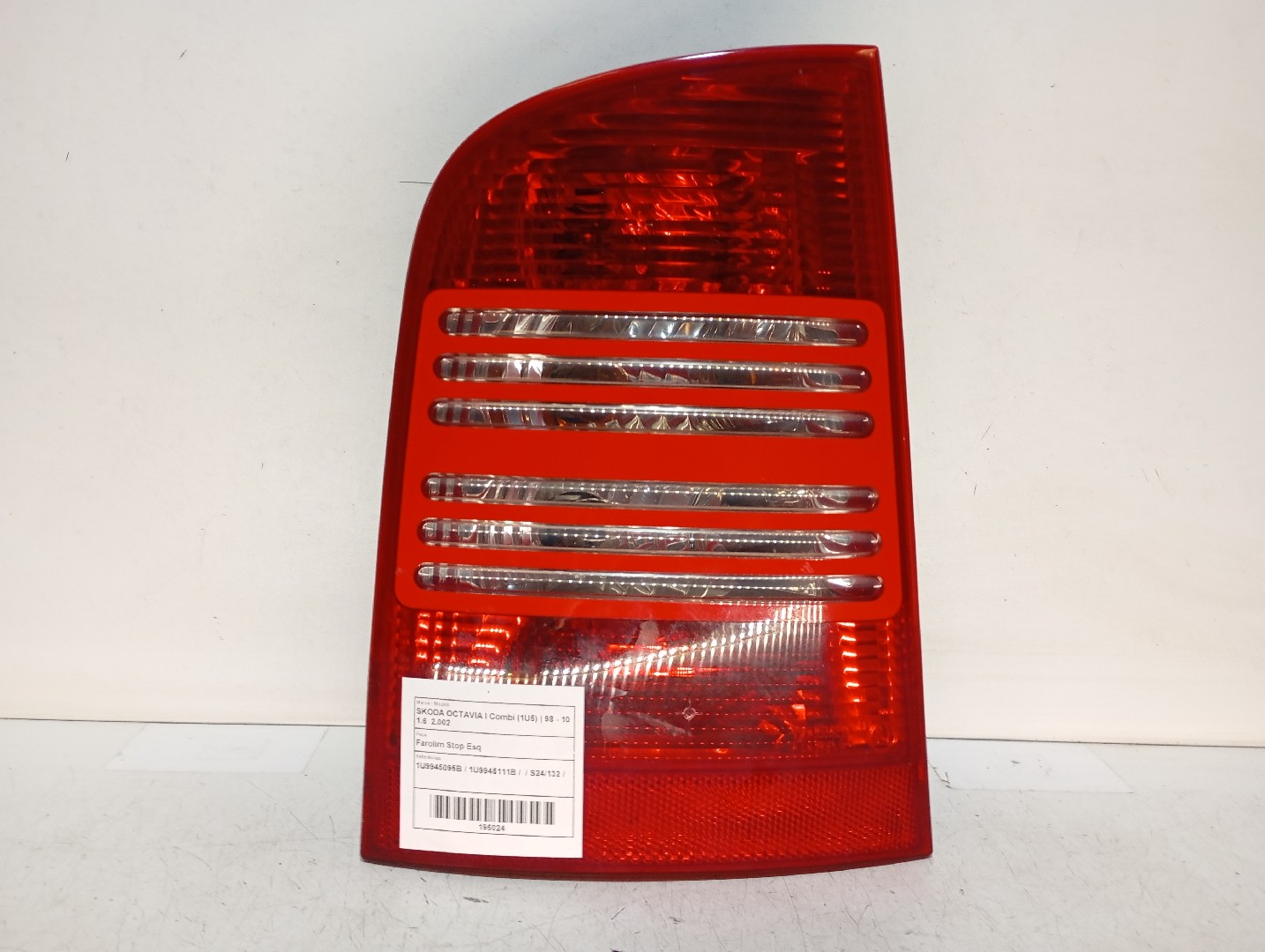 Farolim esquerdo SKODA Octavia I Break (1U5)