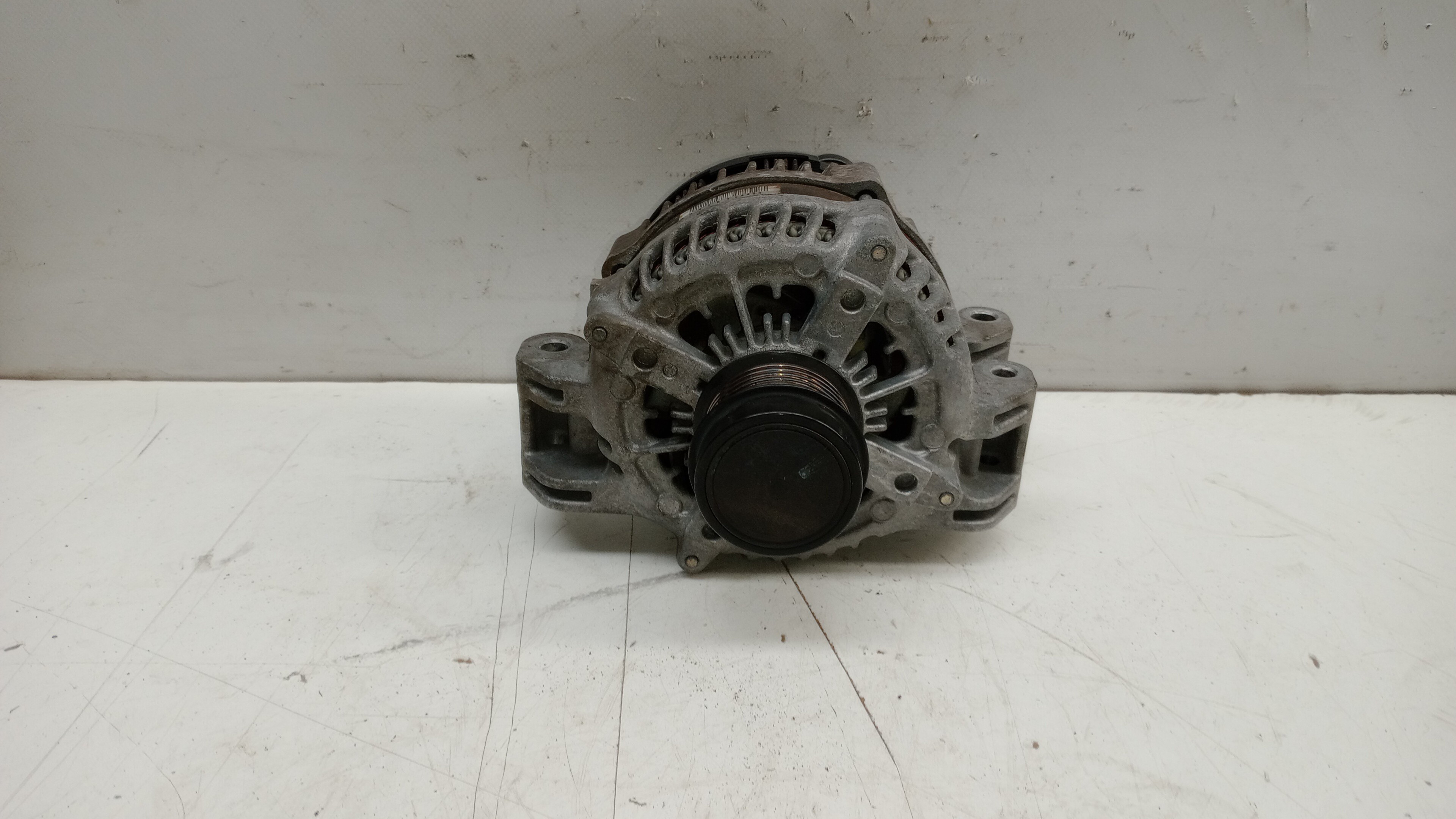Alternador MASERATI Levante Imagem-0