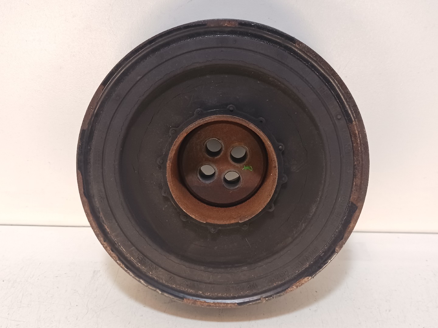 Crankshaft / Engine pulley  BMW 5 (F10)