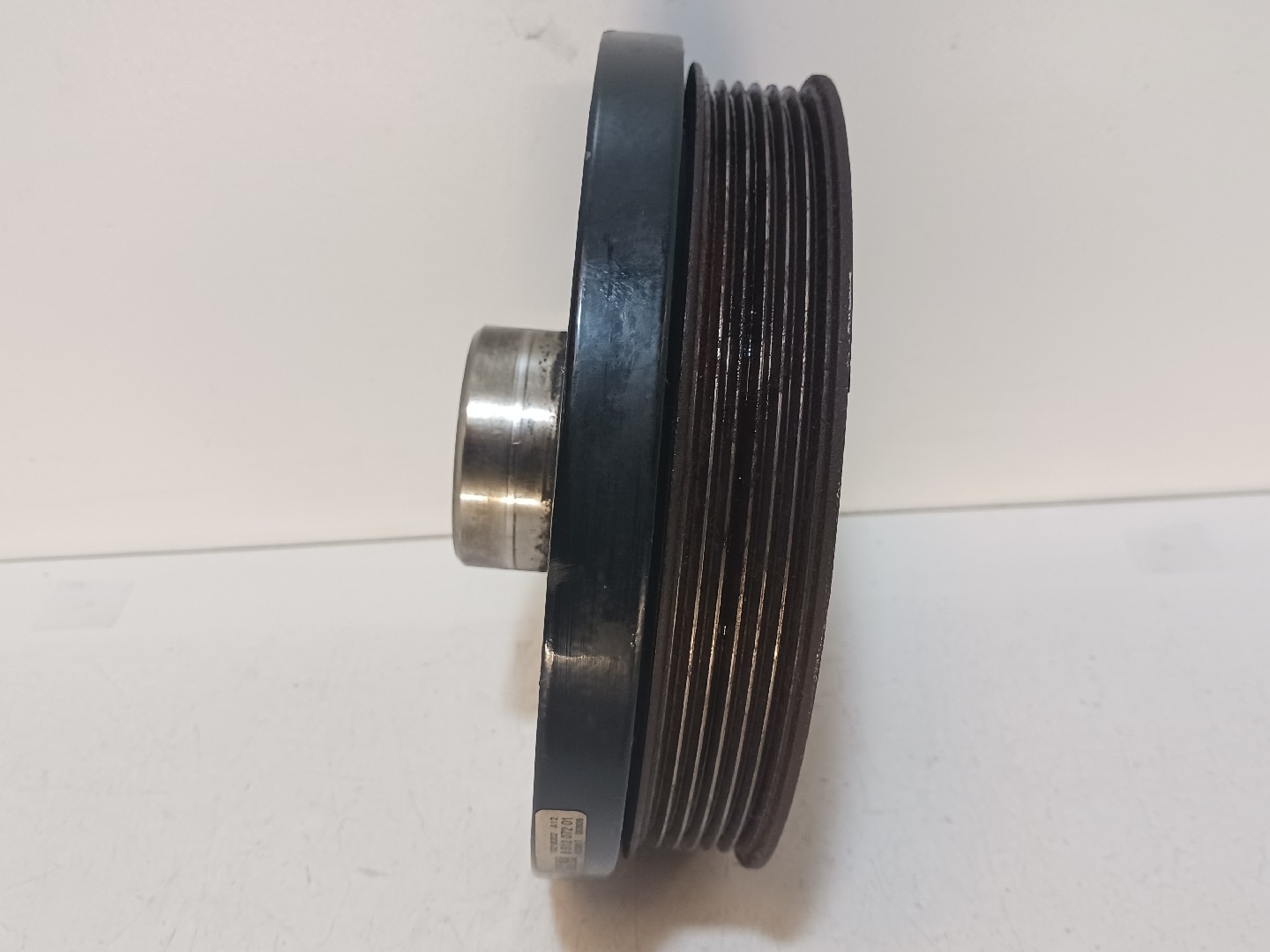 Crankshaft / Engine pulley  BMW 5 (F10) Imagem-3
