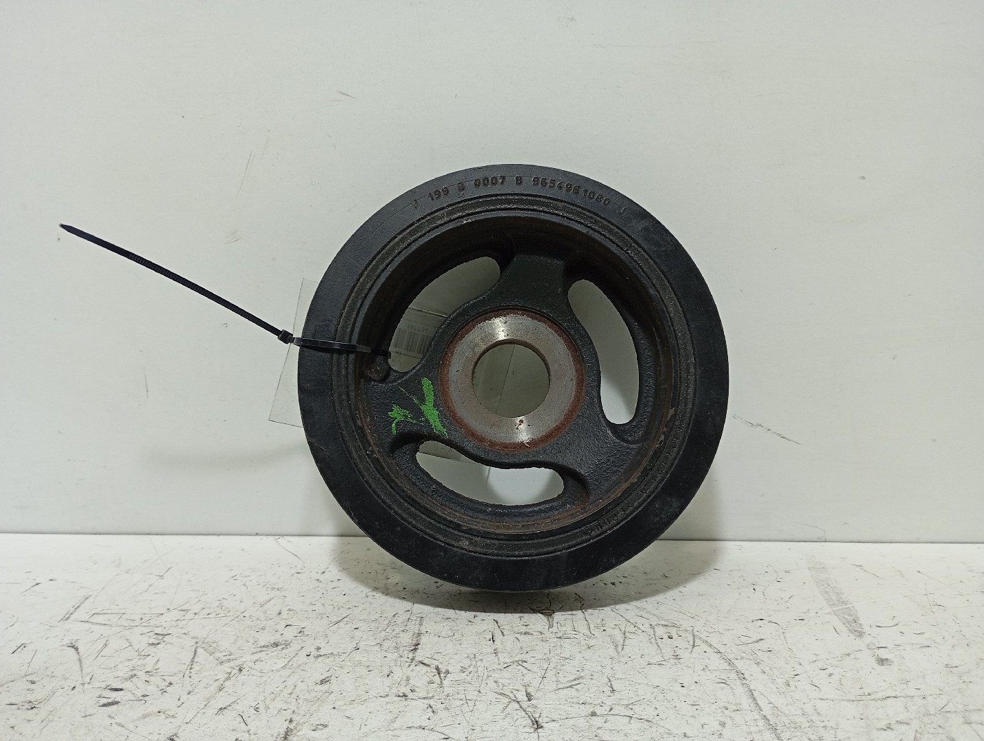Crankshaft / Engine pulley  CITROËN C4 Grand Picasso I (UA_)