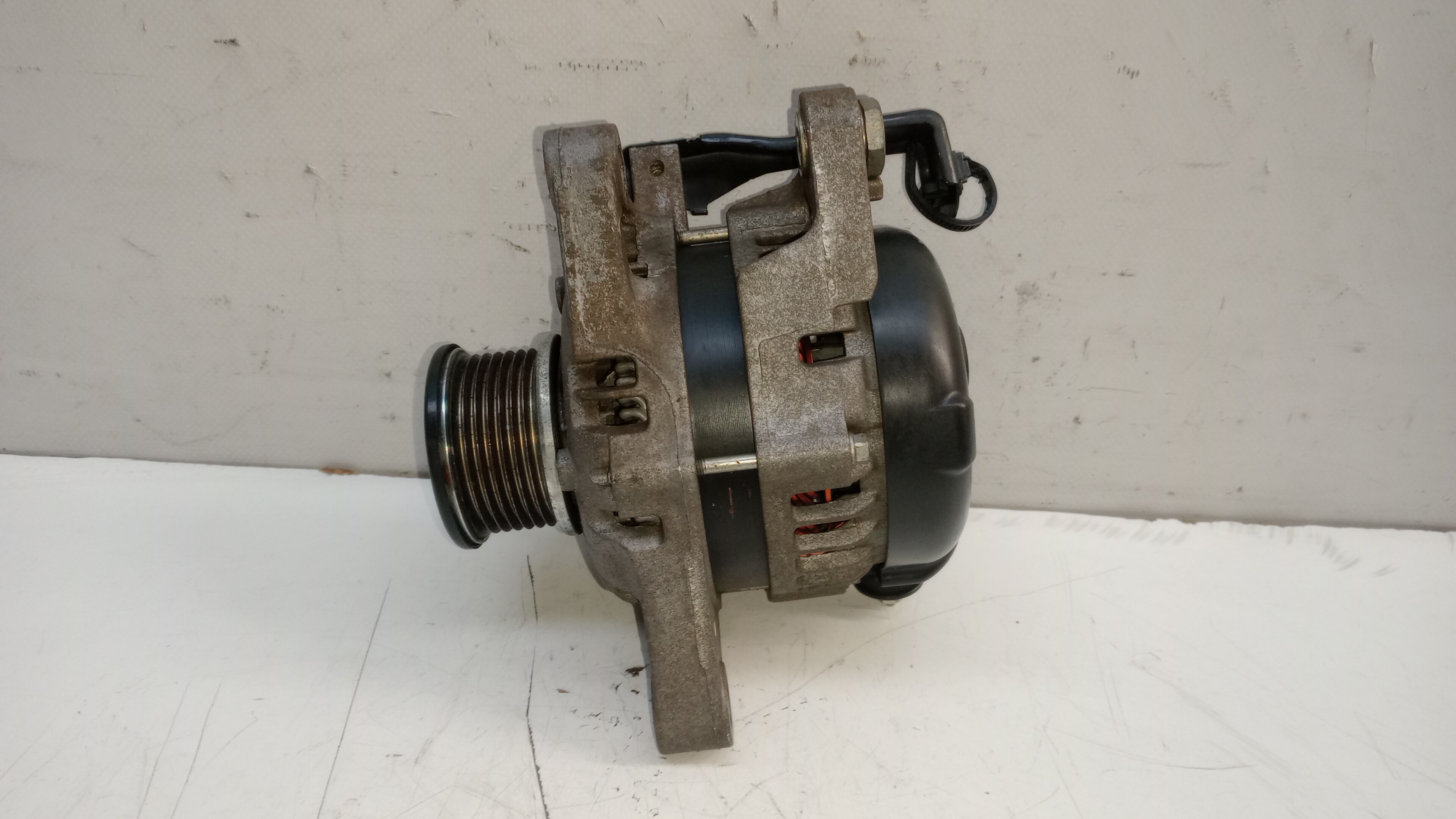 Alternador TOYOTA Hilux VIII Pick Up (_N12_, _N13_) Imagem-3