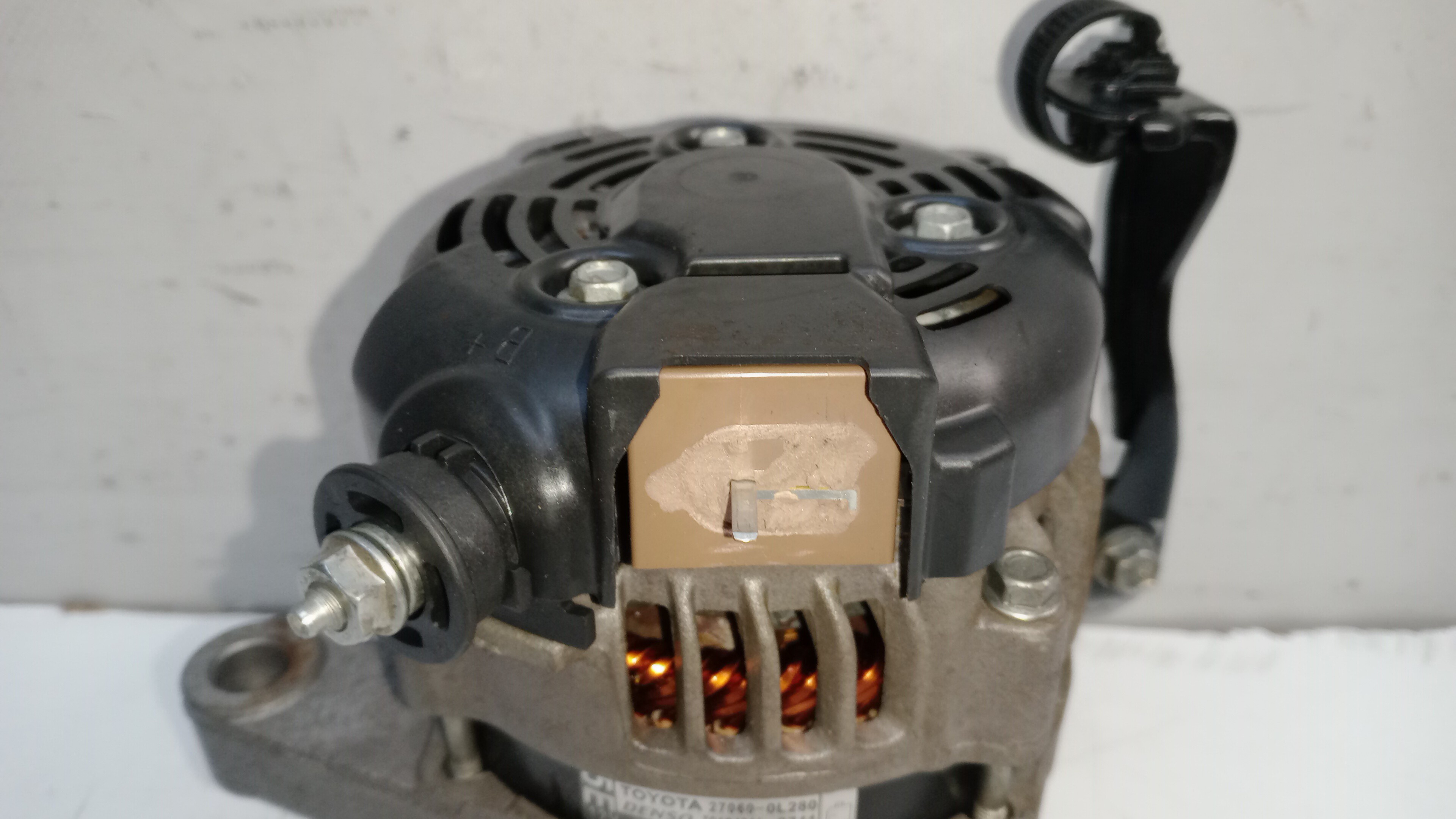 Alternador TOYOTA Hilux VIII Pick Up (_N12_, _N13_) Imagem-6