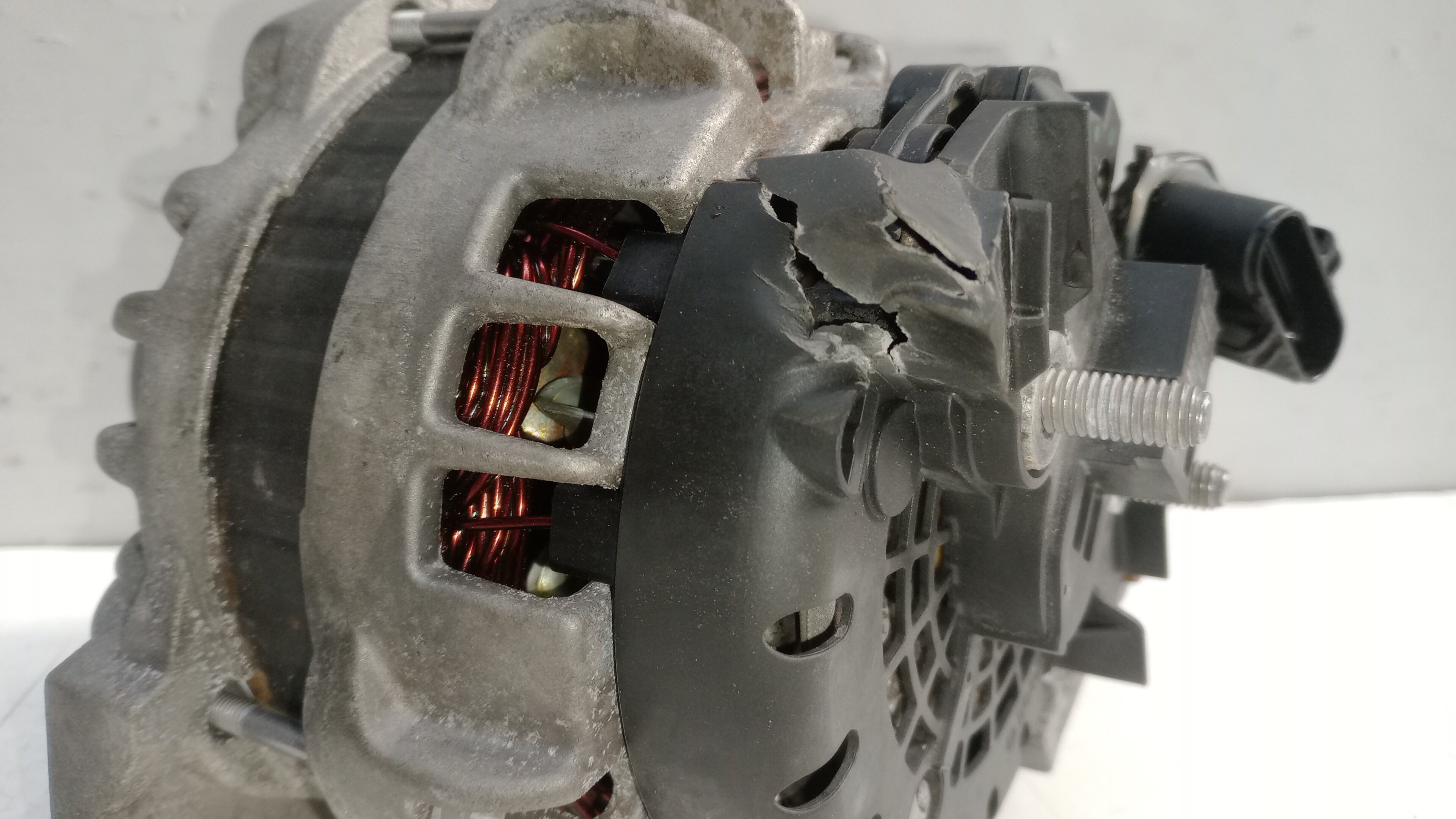 Alternador MITSUBISHI Canter (FB7, FB8, FE7, FE8) VII Imagem-4