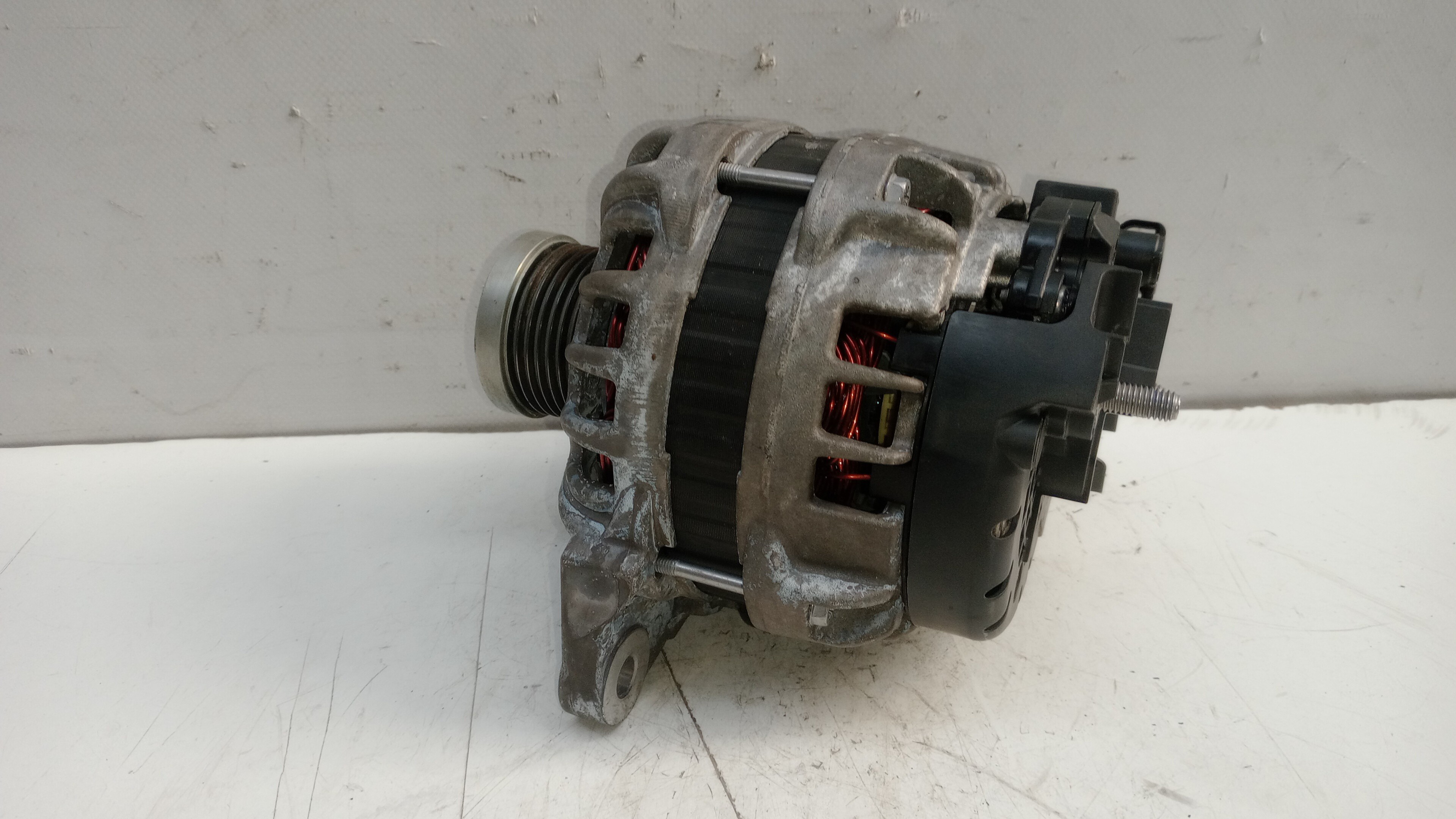 Alternador MITSUBISHI Canter (FB7, FB8, FE7, FE8) VII Imagem-1