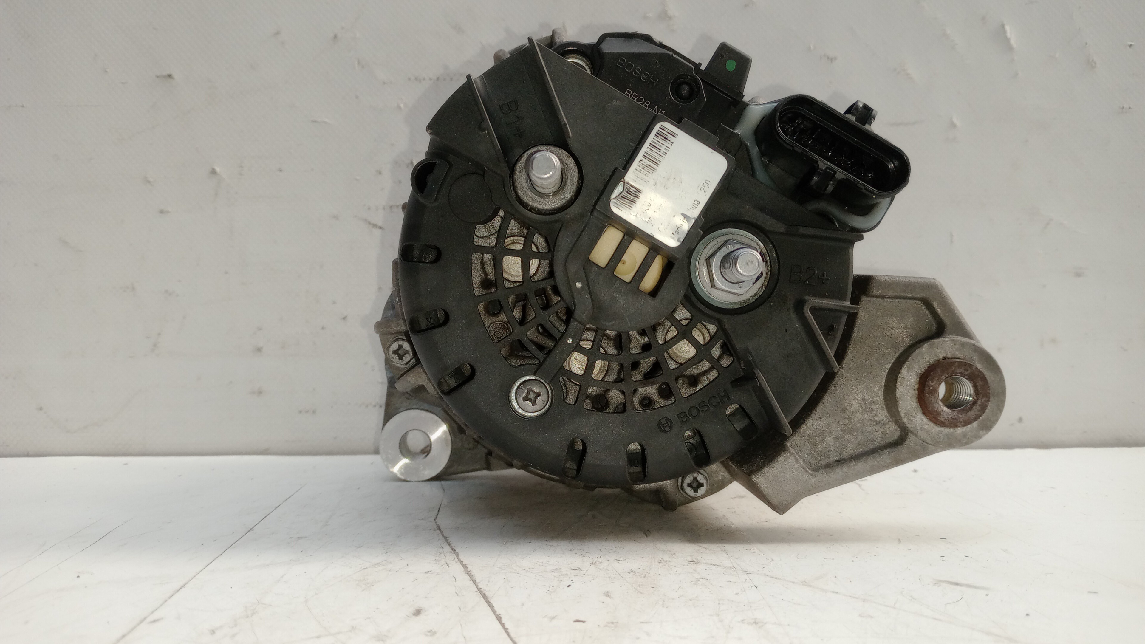 Alternador MITSUBISHI Canter (FB7, FB8, FE7, FE8) VII Imagem-2