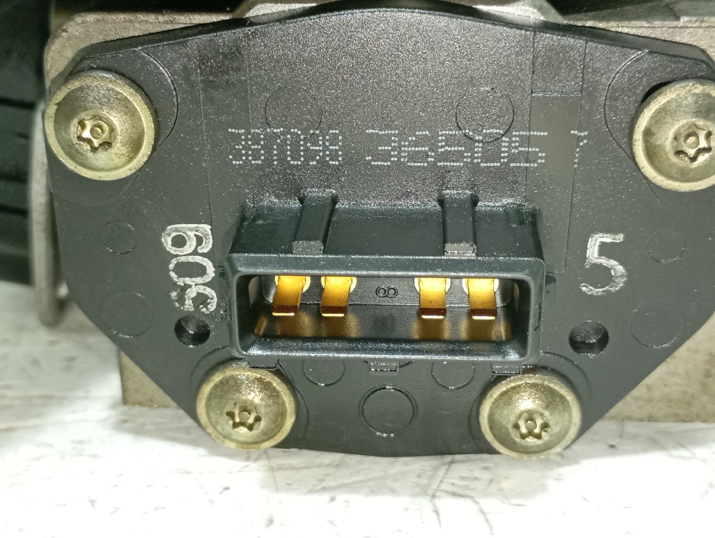 Carburador SEAT Ibiza II (6K1) Imagem-4