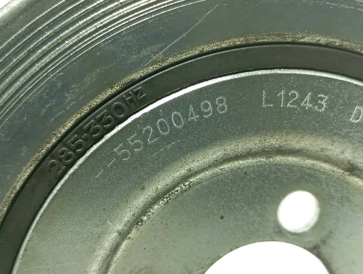 Crankshaft / Engine pulley  OPEL Corsa D Imagem-2