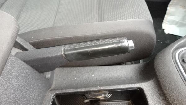 Frein à main / de stationnement VOLKSWAGEN Golf VI (5K1)