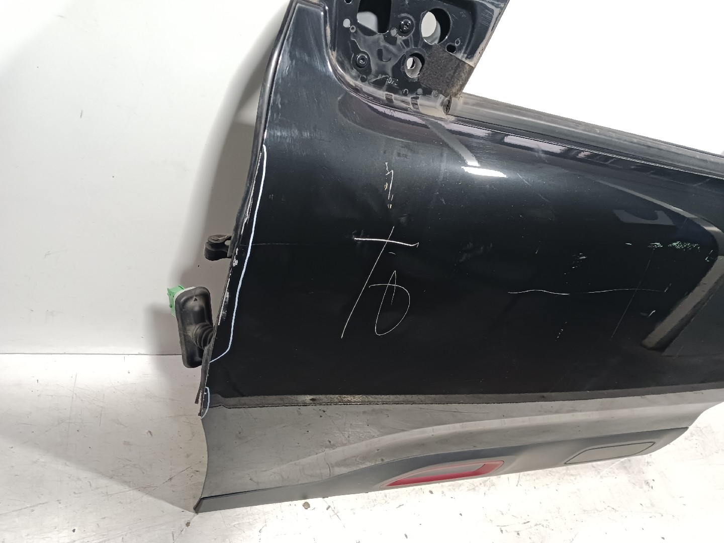 Porte avant gauche CITROËN C4 Cactus Enterprise (0B_, 0P_) Imagem-2