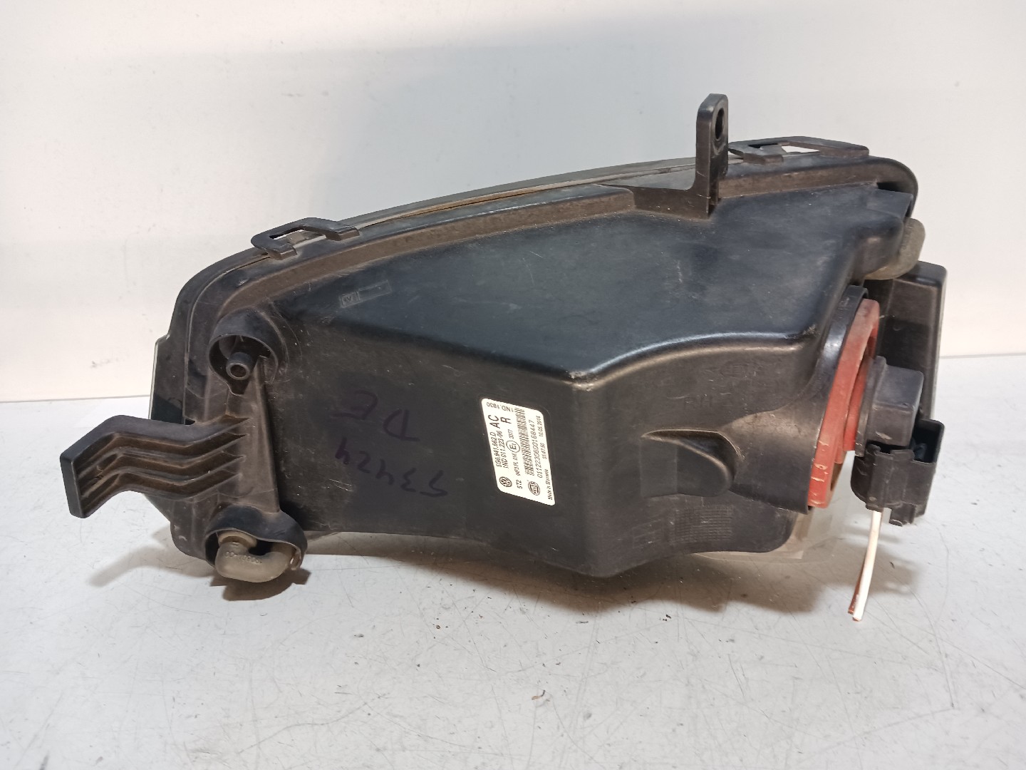 Farol nevoeiro frente direito VOLKSWAGEN Golf VII (5G1, BQ1, BE1, BE2) Imagem-3