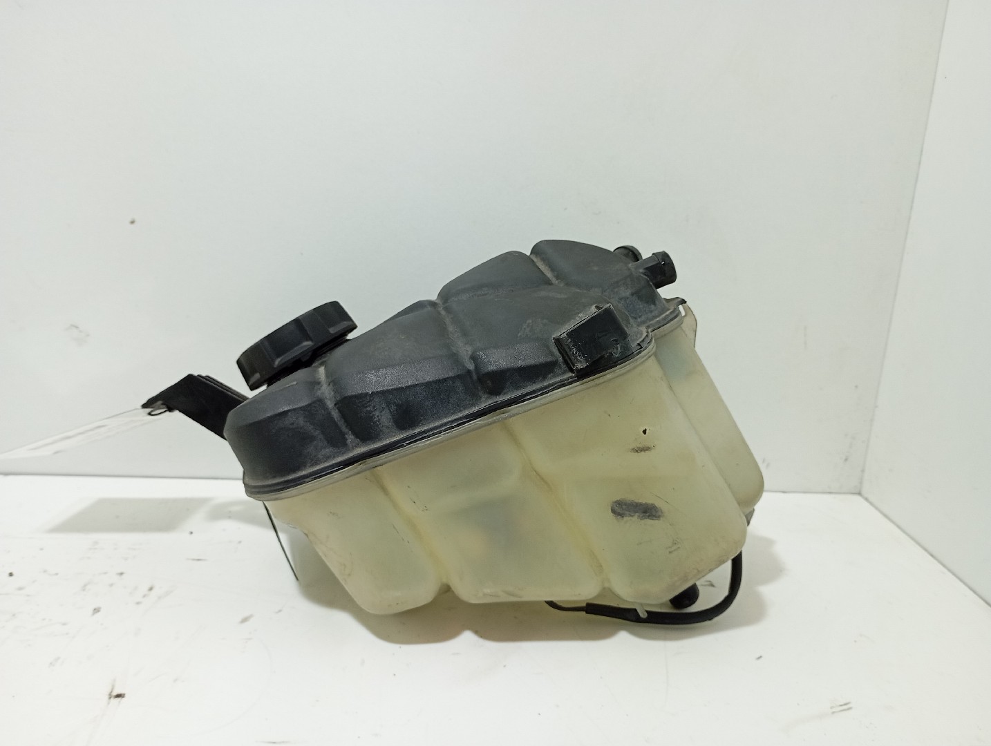 Coolant reservoir VOLVO S60 II (134)