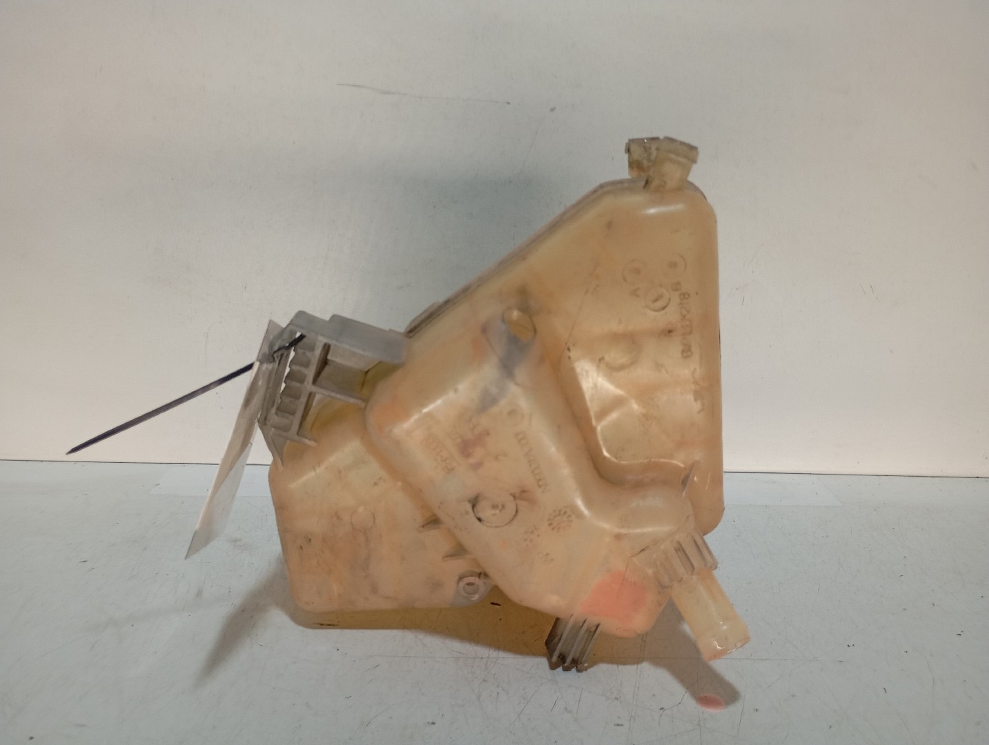 Coolant reservoir FORD Fiesta VI (CB1, CCN) Imagem-1