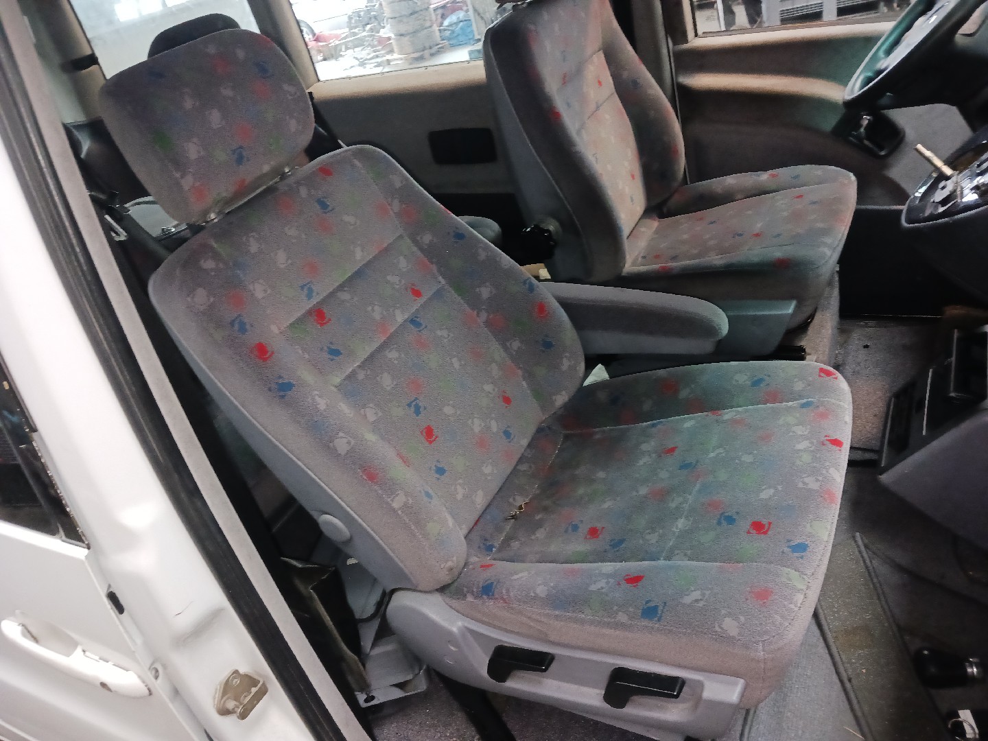 Conjunto de bancos MERCEDES-BENZ Vito Combi (638) Imagem-0