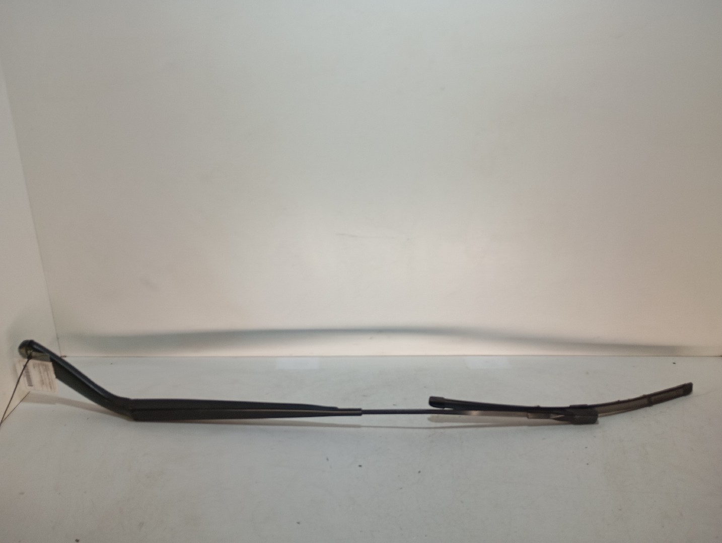 Windscreen wiper arm Right front MERCEDES-BENZ Vito Tourer (W447)