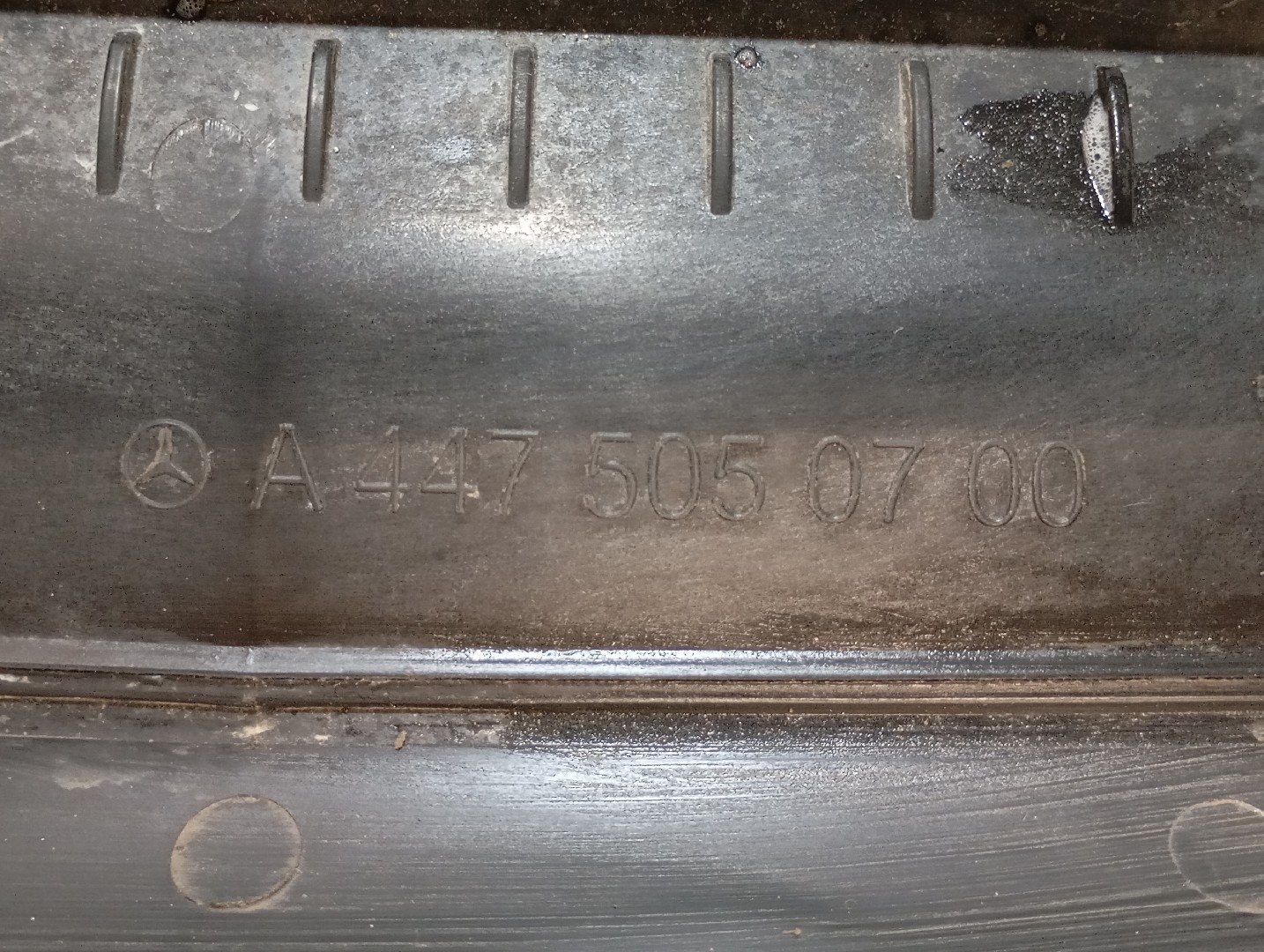 Generic Plastic Part MERCEDES-BENZ Vito Tourer (W447) Imagem-2