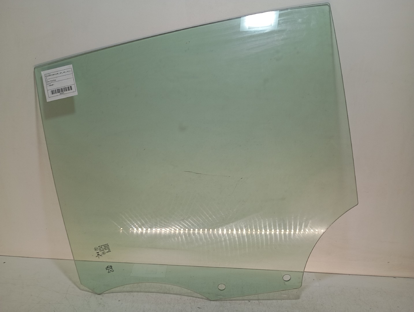 Left rear door glass PEUGEOT 208 II