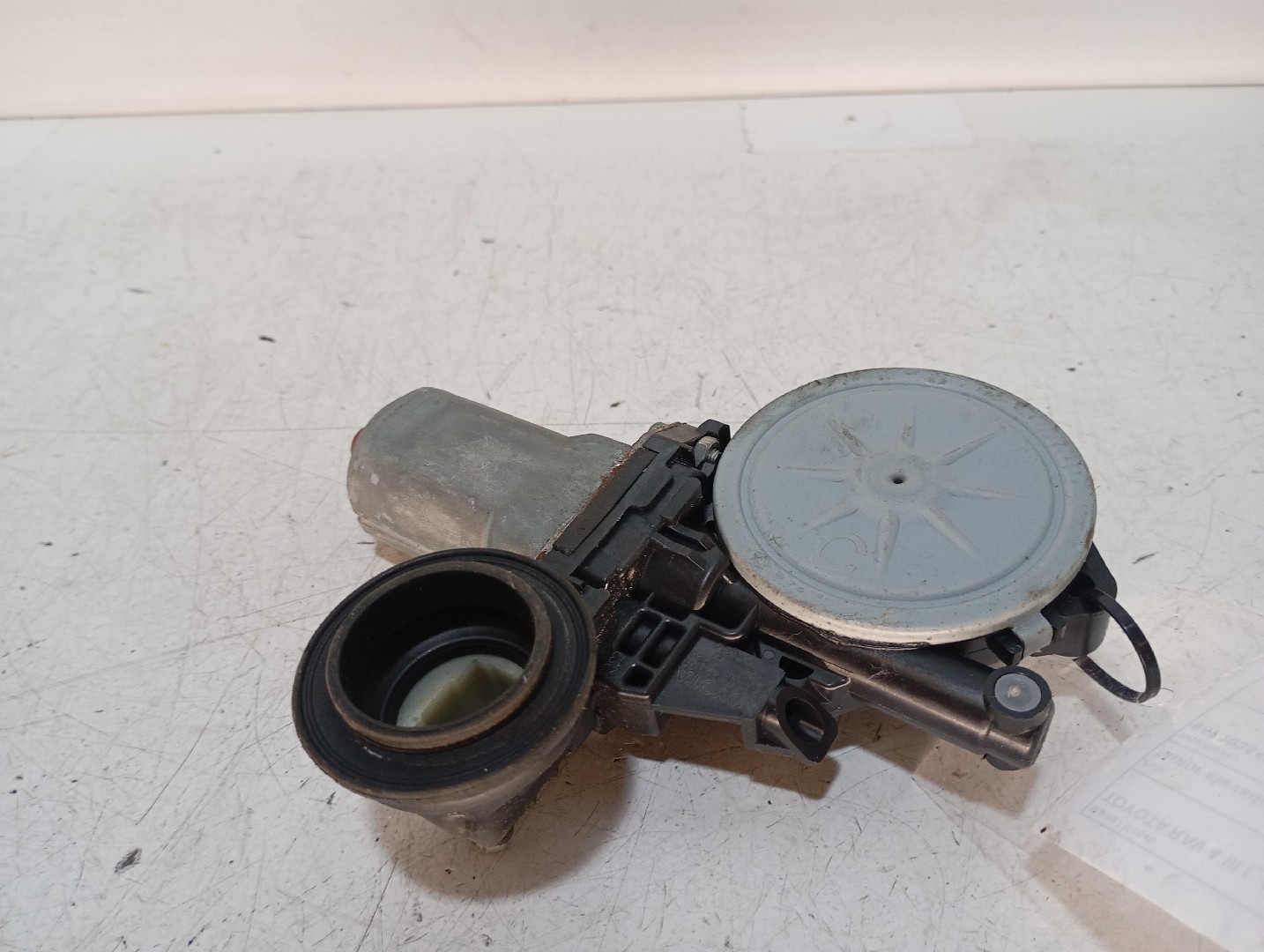 Front Right Door Window Regulator Motor TOYOTA RAV4 III (_A3_) Imagem-1