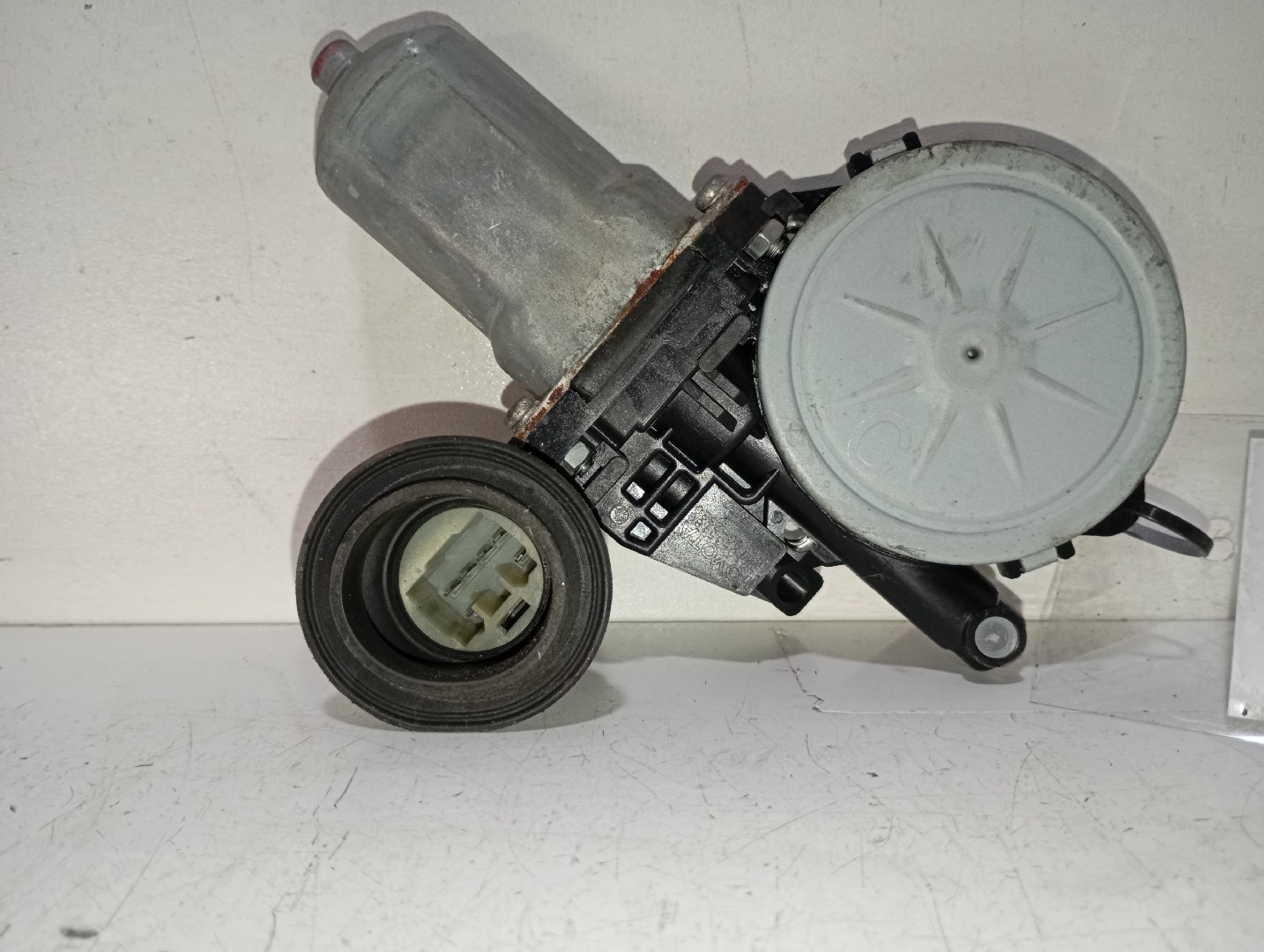 Front Right Door Window Regulator Motor TOYOTA RAV4 III (_A3_) Imagem-2