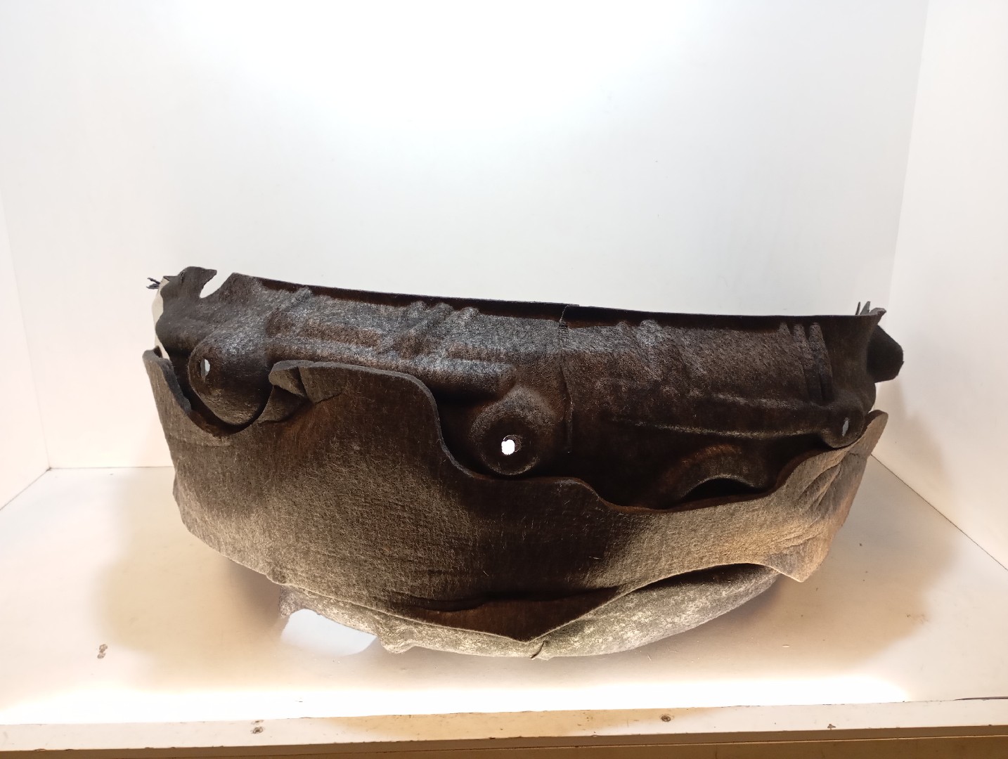 Passage de roue AR GA MERCEDES-BENZ Classe C (W205) Imagem-1