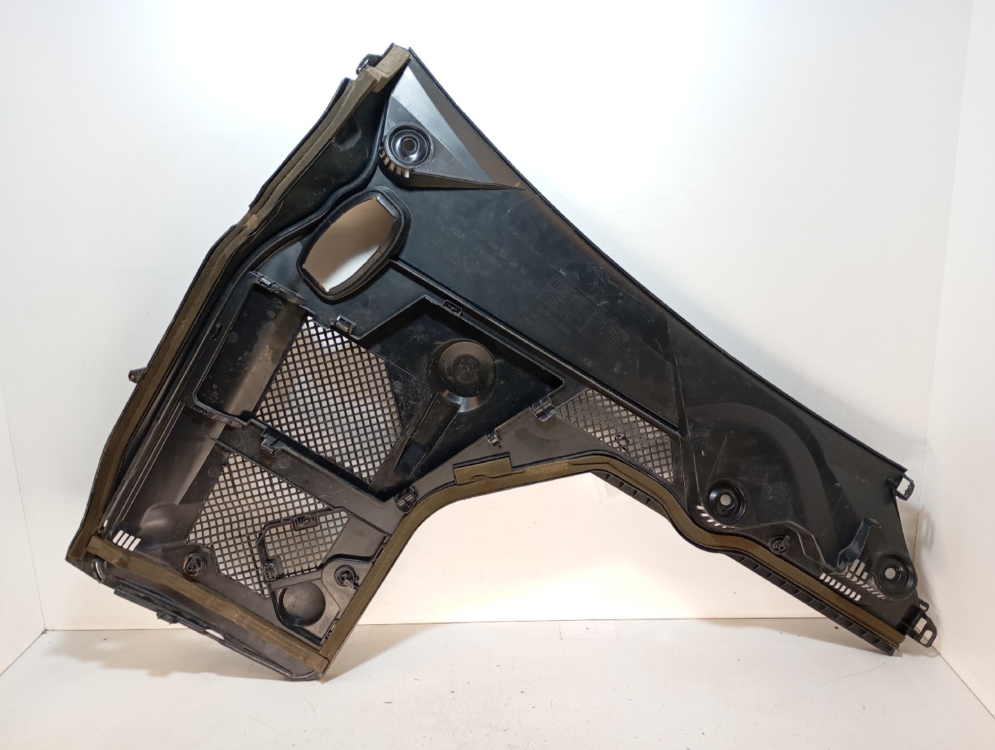 Moulure MERCEDES-BENZ Classe C (W205) Imagem-1