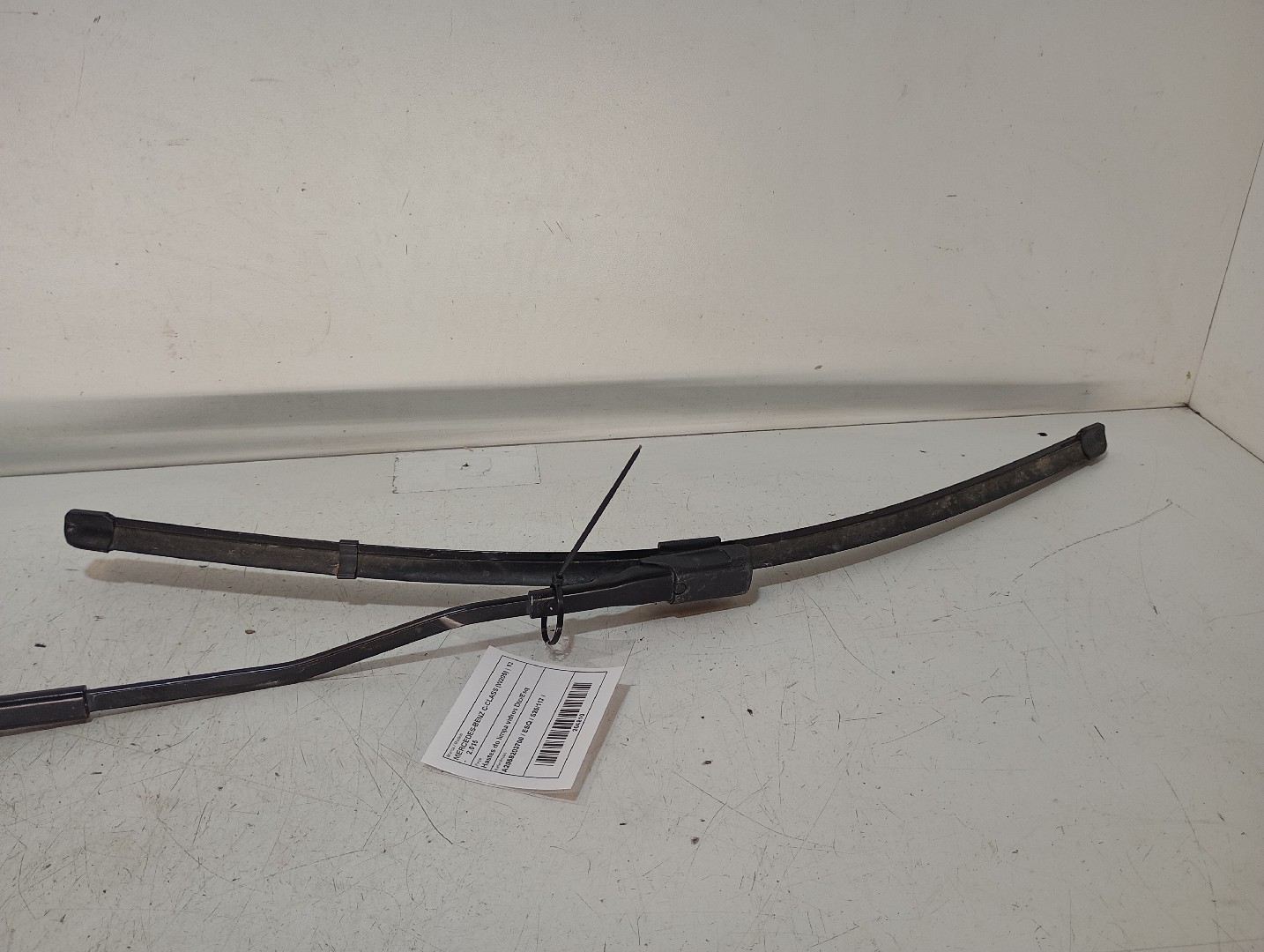 Bras de balai avant Droite MERCEDES-BENZ Classe C (W205) Imagem-1
